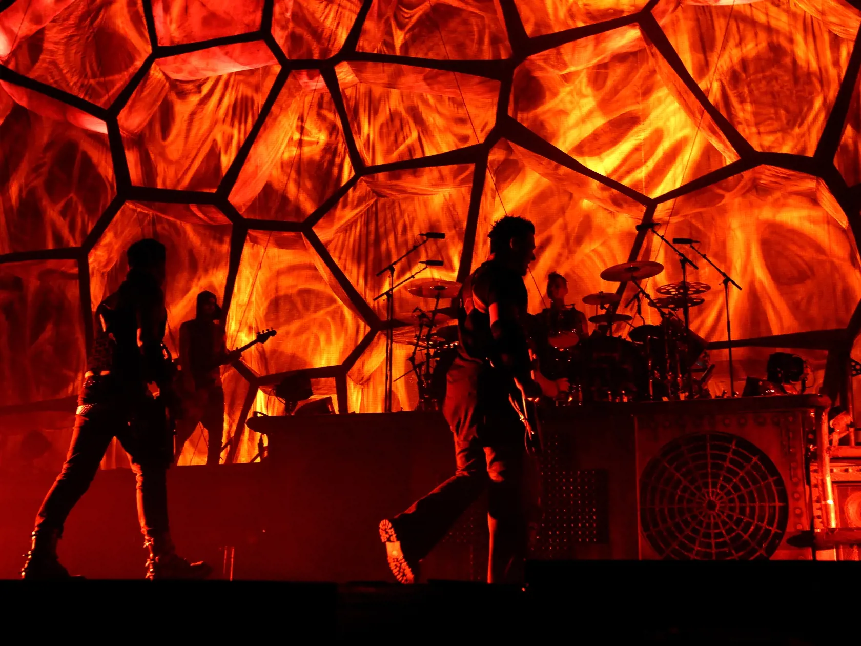 Koncert skupiny Rammstein v Bratislave. Zimny stadion Ondreja Nepelu.
Lider skupiny - Till Lindemann