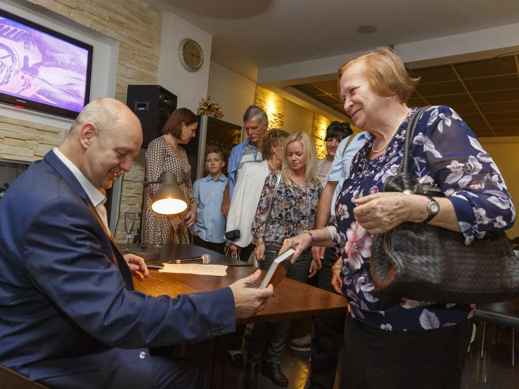 Pred dvomi rokmi Rusko pokrstil svoju novú knihu. Vtedy ešte dúfal, že zostane na slobode.