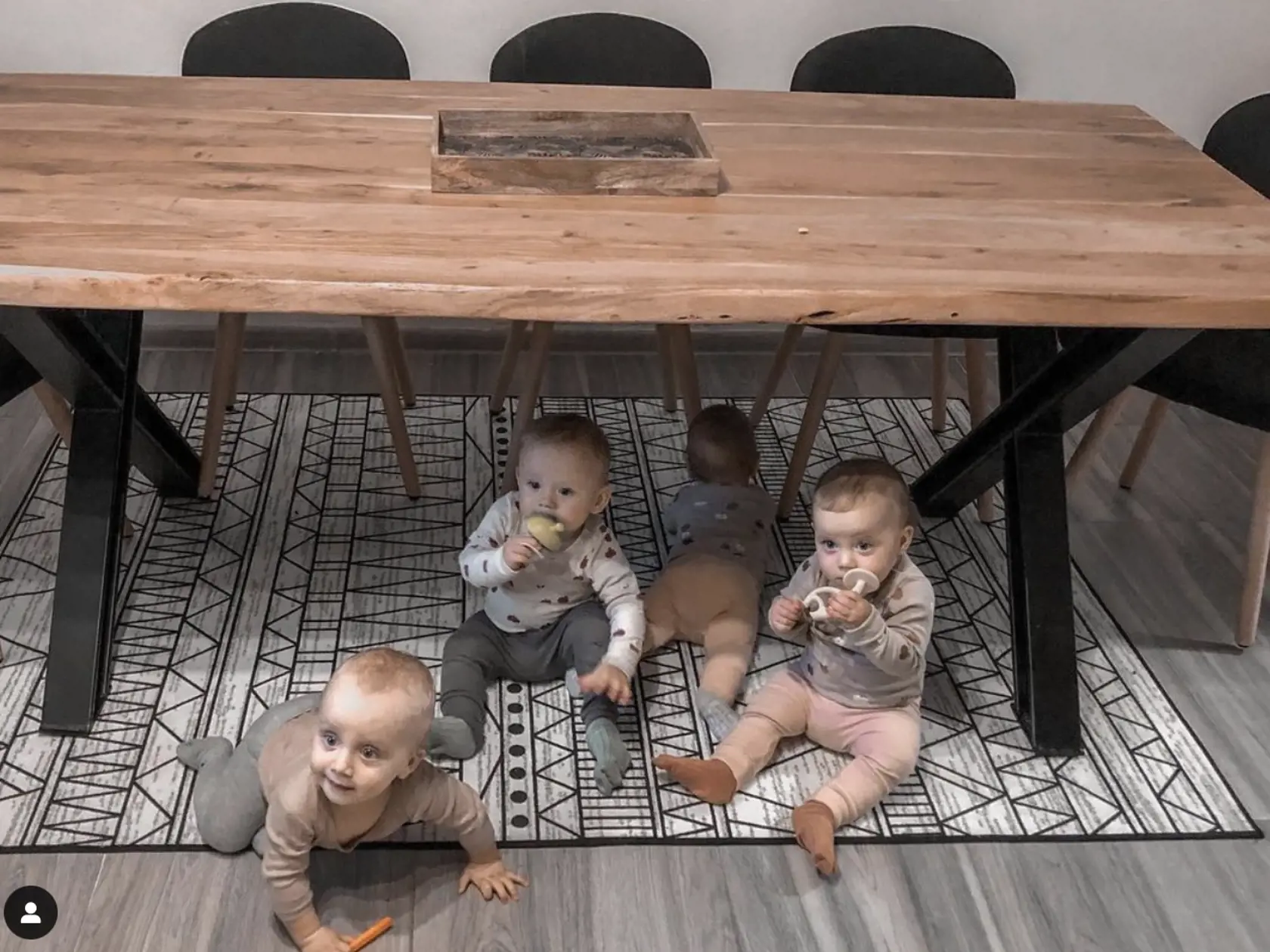 Štvorčatá Križalkovičovcov Damián, Hugo, Noémi, Eliška.