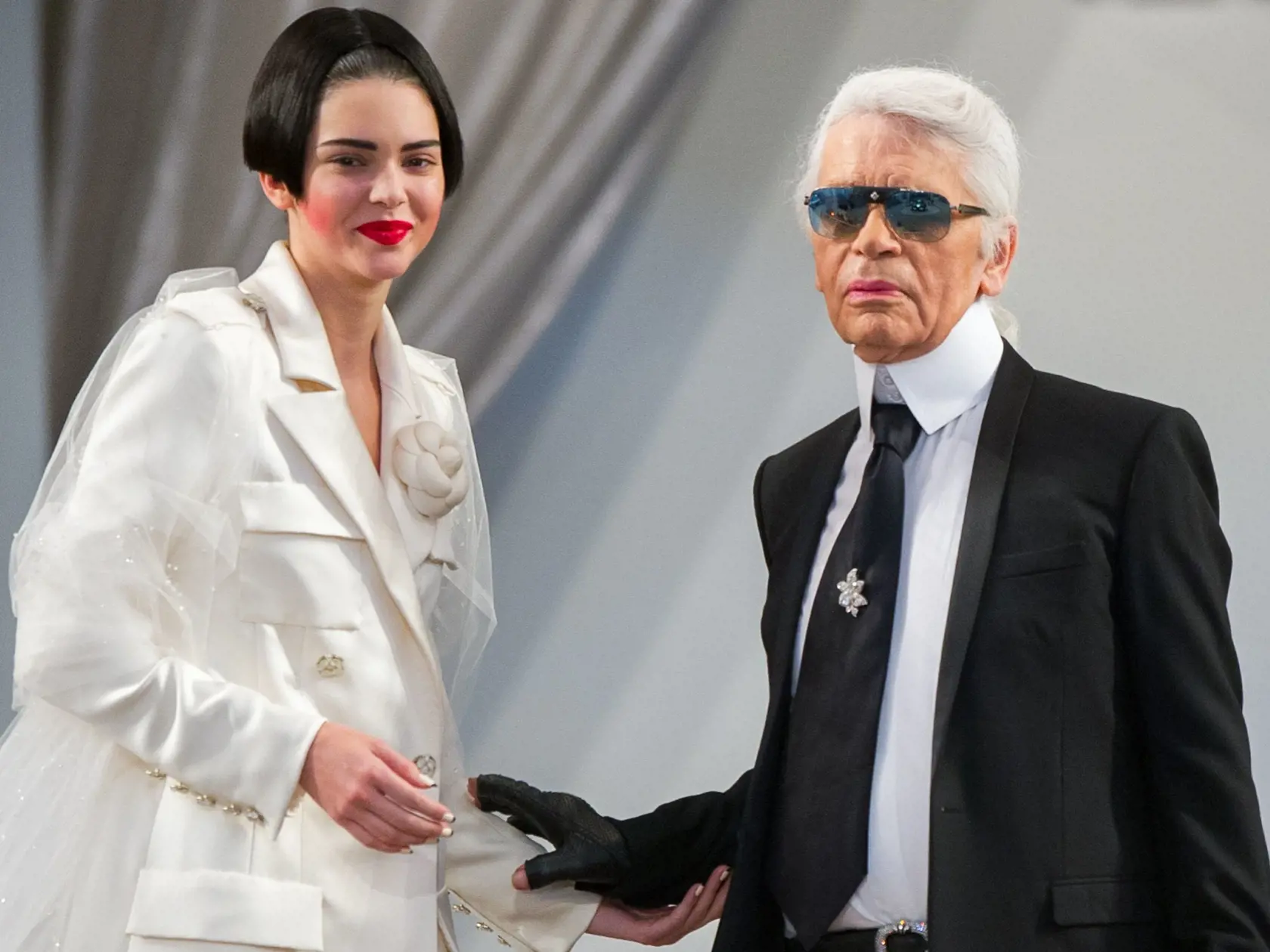 Karl s jednou so svojich obľúbených modeliek Kendall Jenner