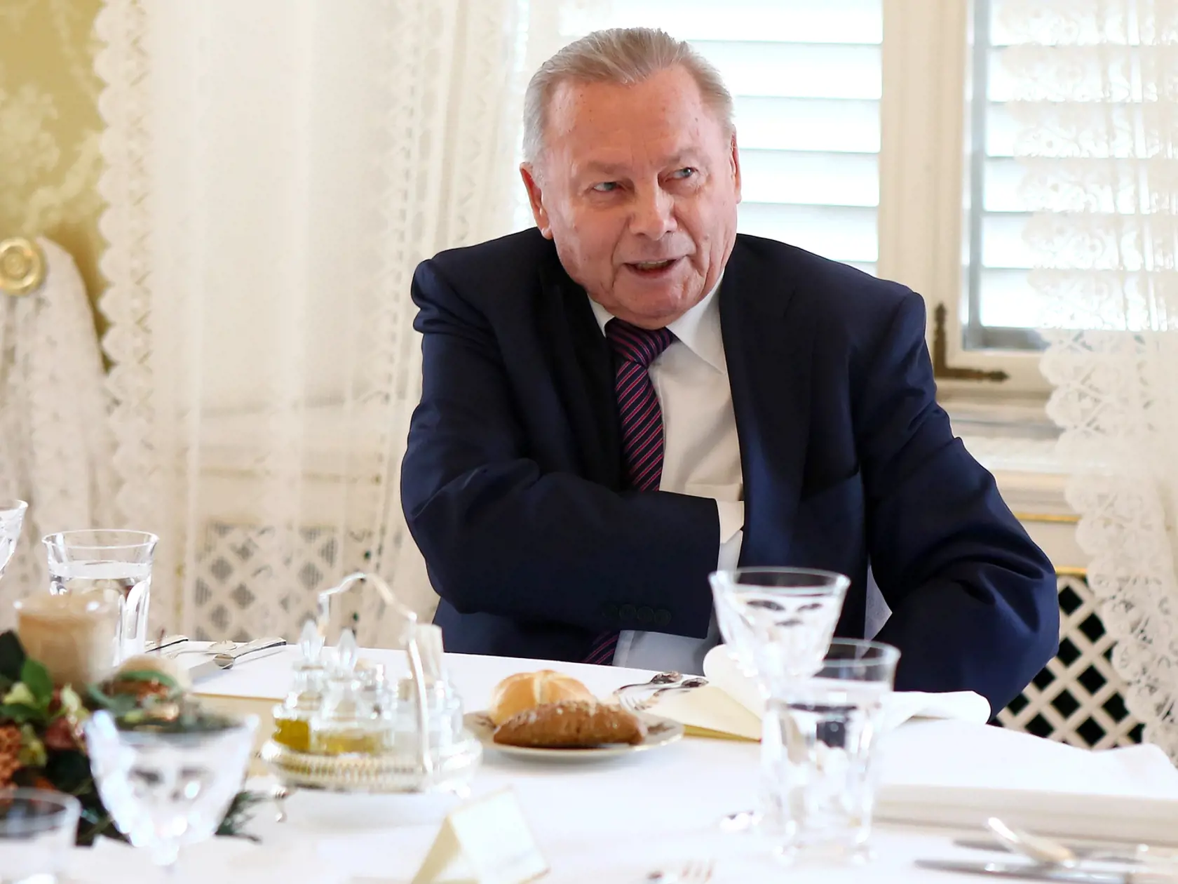 Schuster prekvapil ódou na kúpele.