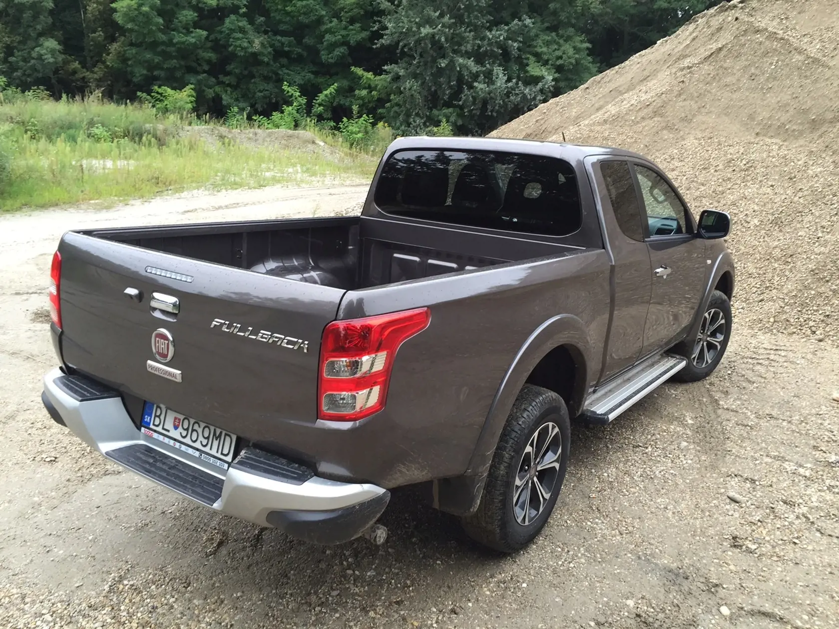 Fiat Fullback je novinkou v ponuke talianskej automobilky. 