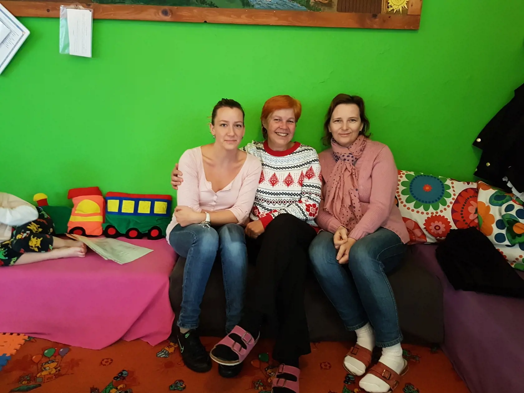 Mikulášske prekvapenie pre vás pripravili učiteľky Katarína Kútniková, Alena Surovcová a Simona Salanciová.