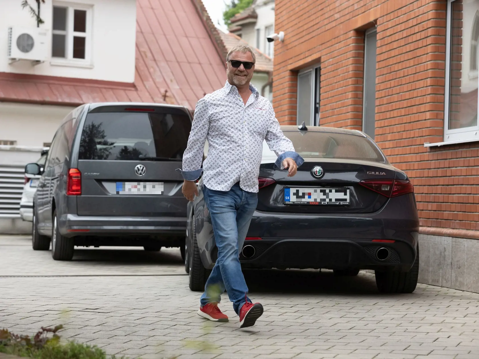 Takto si Kramár prišiel po svoju novopečenú dcérku.