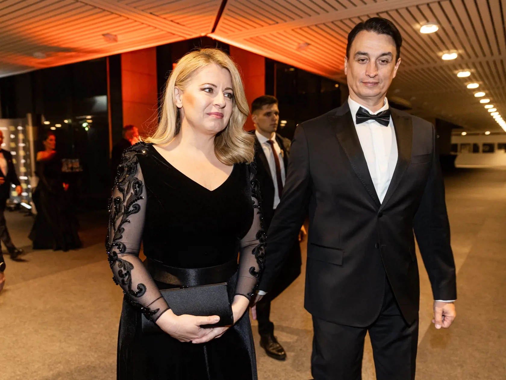Príchody hostí na galavečer “SLNKO V SIETI” v Bratislave. Na snímke Zuzana Čaputová a Juraj Rizman.