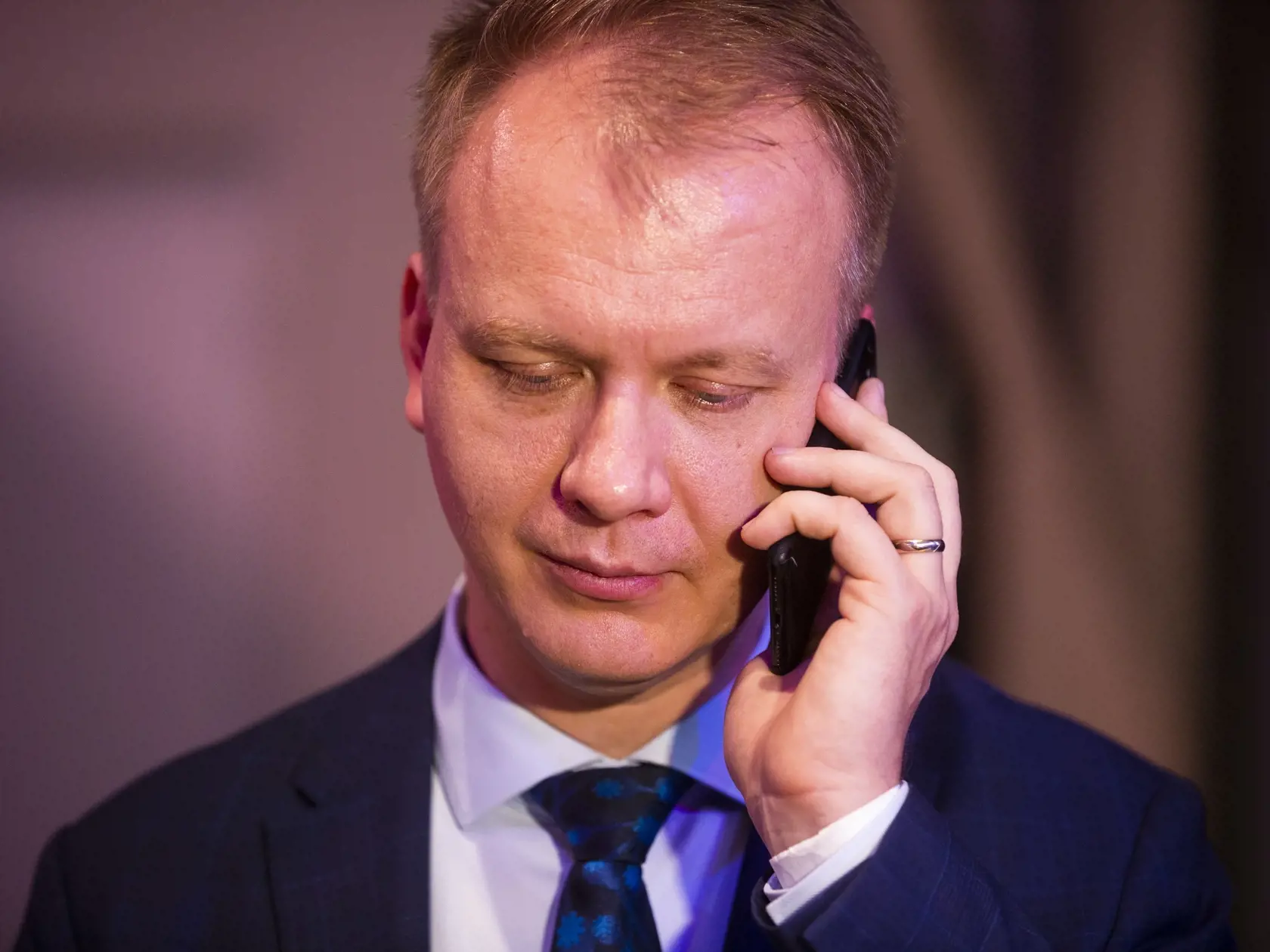 Na snímke predseda SPOLU - občianskej demokracie Miroslav Beblavý počas volebnej noci vo volebnej centrále koalície PS/Spolu po voľbách do Národnej rady Slovenskej republiky v Bratislave 1. marca 2020. FOTO TASR - Jaroslav Novák