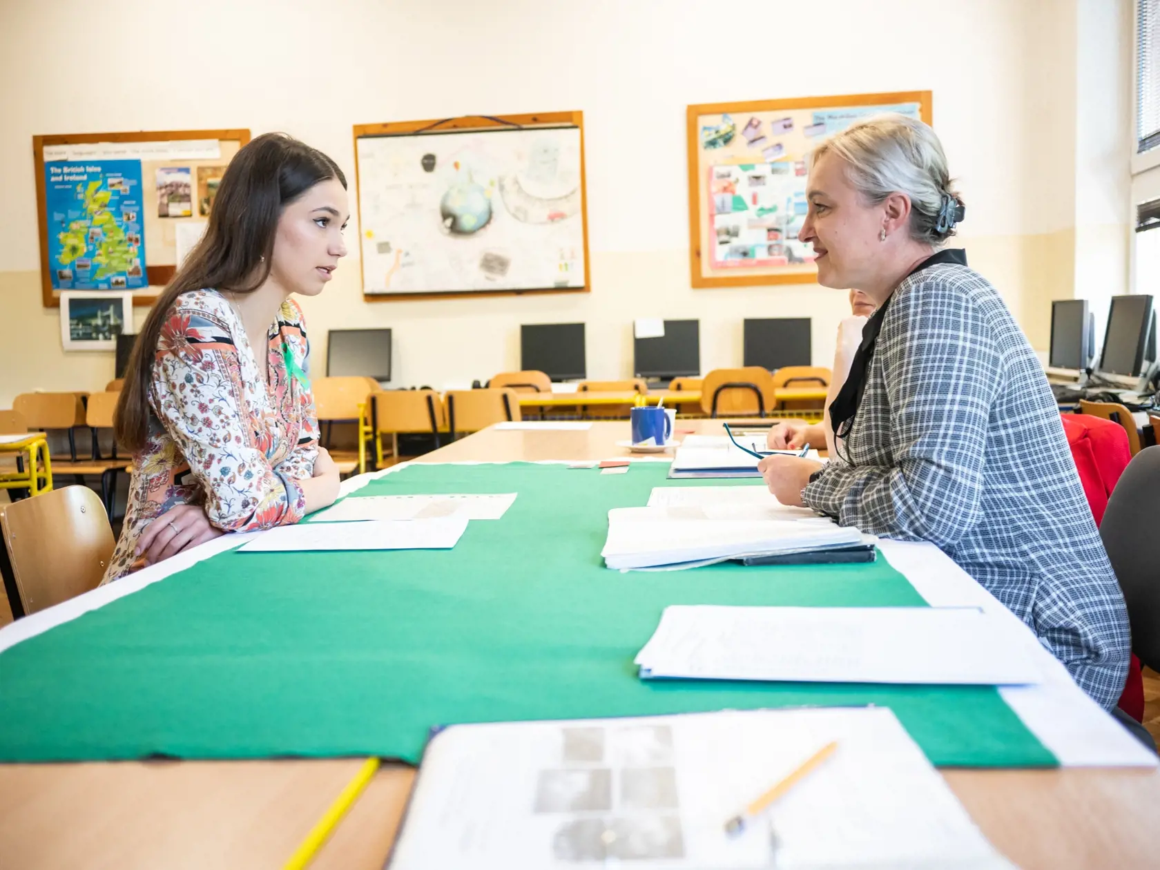 Na snímke študentka maturuje z anglického jazyka počas ústnej maturitnej skúšky na Gymnáziu Jána Adama Raymana, v Prešove 22. mája 2023. FOTO TASR - Veronika Mihaliková