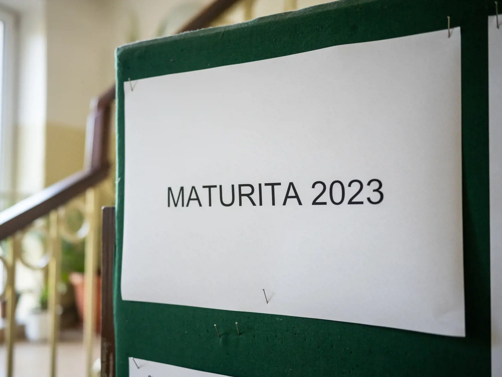 Na snímke nadpis Maturity 2023 počas ústnej formy internej časti maturitnej skúšky na Gymnáziu Jána Adama Raymana v Prešove 22. mája 2023. FOTO TASR - Veronika Mihaliková