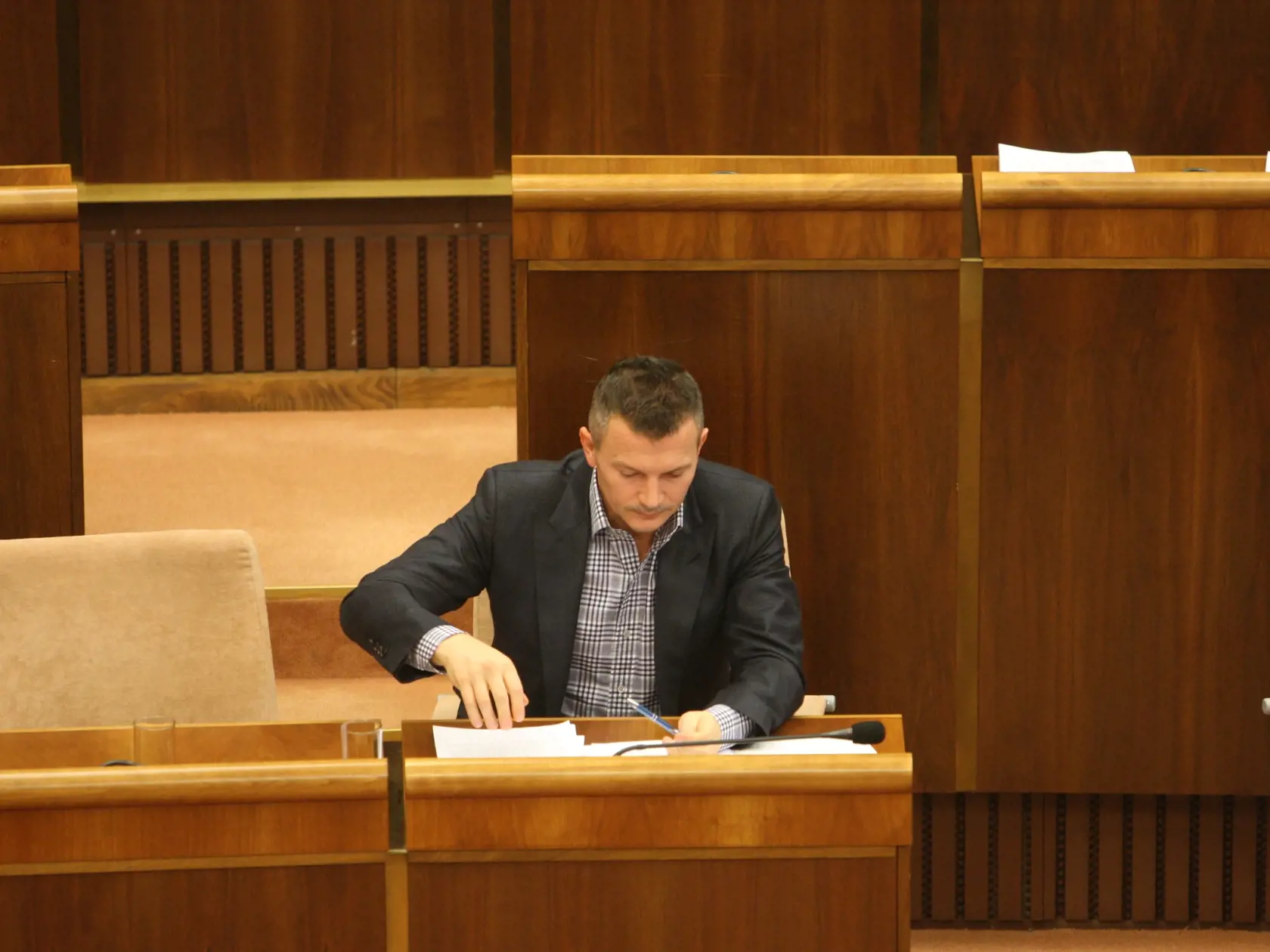 Odvolávanie ministra Počiatka na návrh KDH.