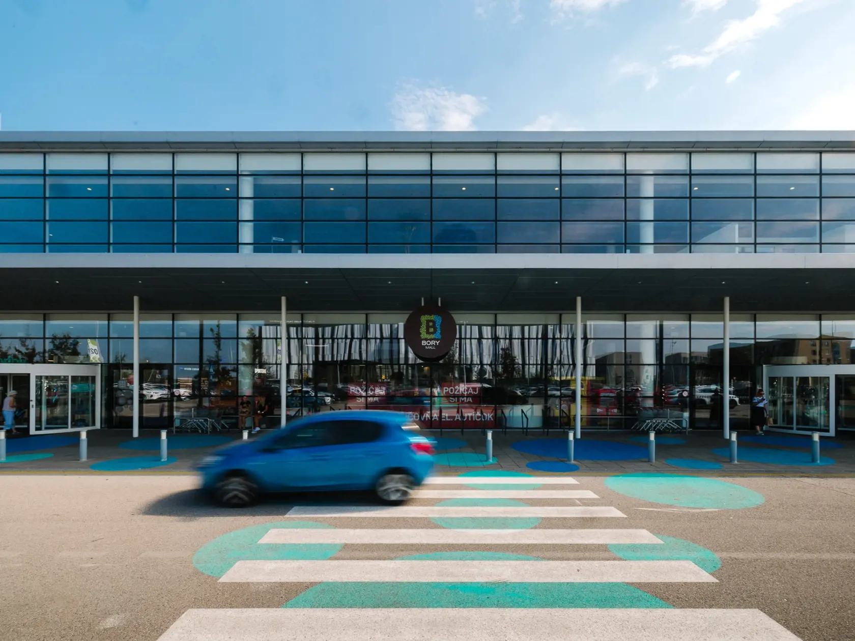 Spoločnosť Penta Real Estate je momentálne vo fáze predaja nákupného centra Bory Mall, s cieľom uzavrieť transakciu v závere tohto roka.