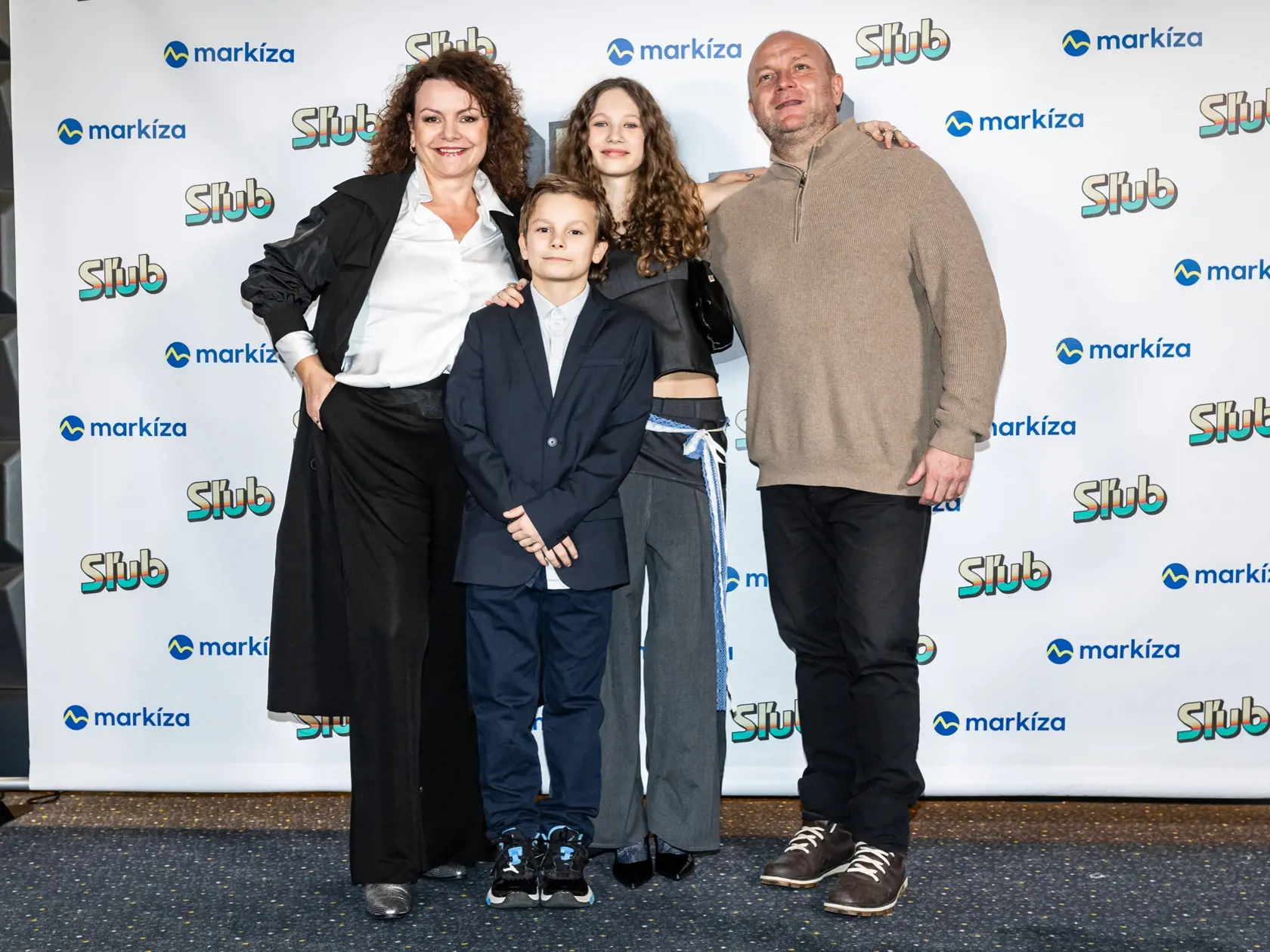 Premiéra denného televízneho seriálu “SĽUB” v Bratislave. Na snímke Anikó Vargová, Gregor Hološka, Daniel Fekete a Dorota Kaľavská.