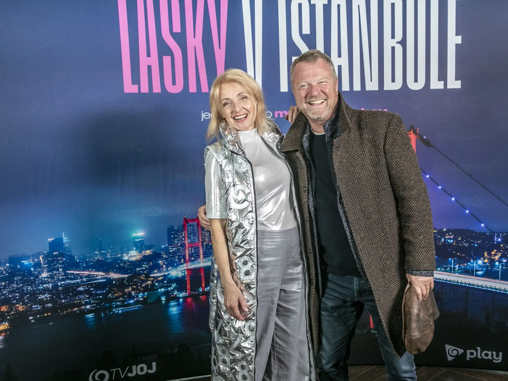 Maroš Kramár a česká herečka Veronika Žilková.
