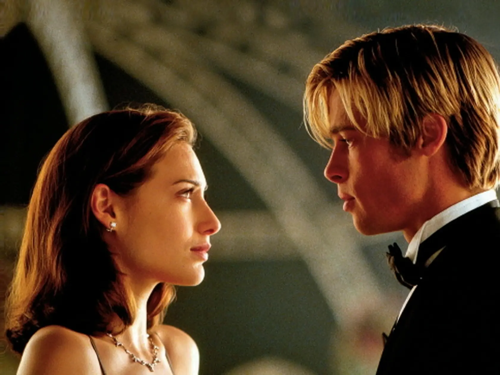 Brad Pitt a Claire Forlani vo filme Zoznámte sa, Joe Black si sadli a moment, keď Susan chápe, že Joe je v skutočnosti Smrť, je podľa mnohých divákov vrcholom emocionálneho výkonu Claire – výzorom tváre pred vyhlásením: „You’re my Joe.“