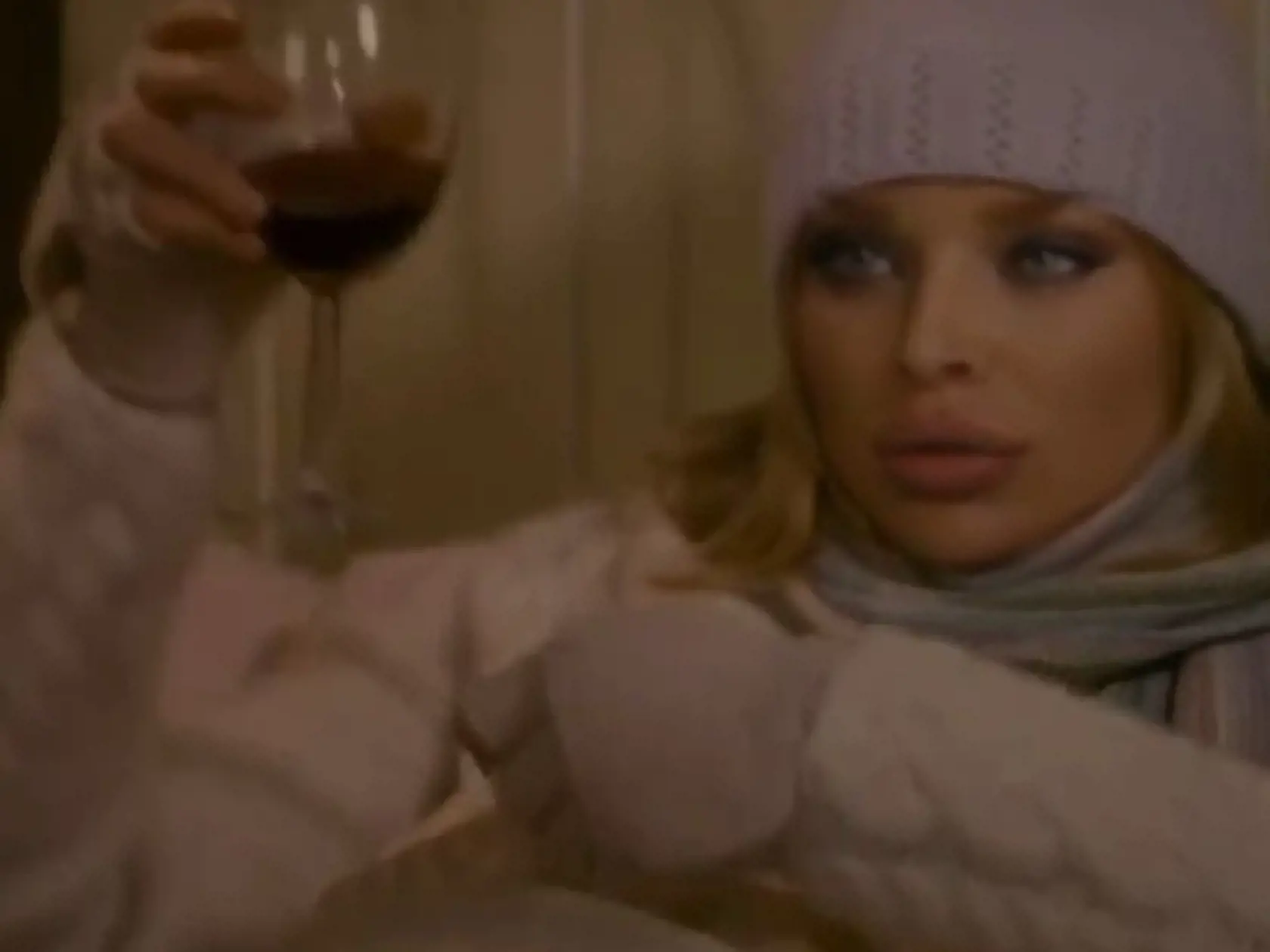 Silvia Kucherenko sa v aplikácii zmenila na Cameron Diaz v obľúbenom vianočnom filme Prázdniny. Páči sa vám s krátkymi vlasmi?