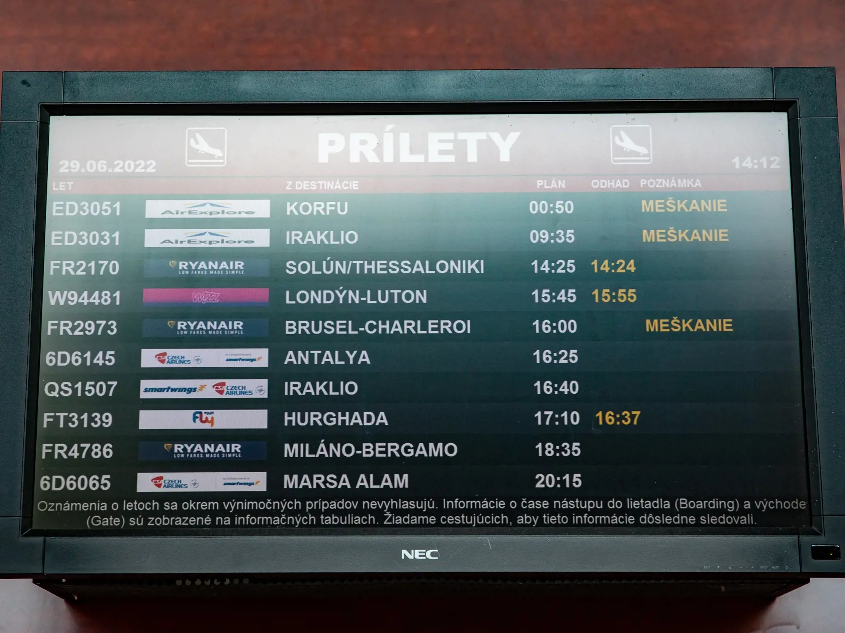 Ak lietadlo mešká alebo ani neodletí a letiská delí vzdialenosť nad 3 501 km, máte nárok na odškodné až 600 eur.