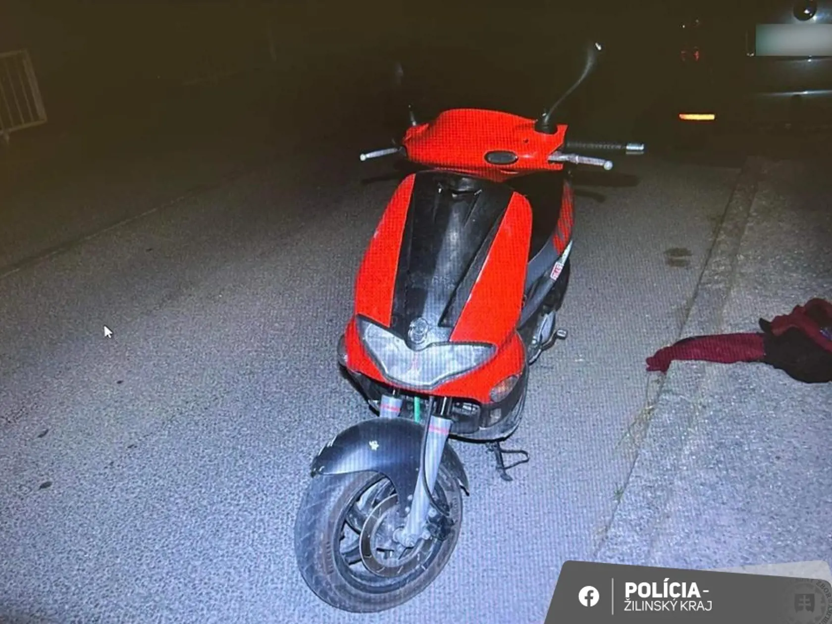Dopravnú nehodu v Ďurčinej neprežil 25-ročný vodič skútra.