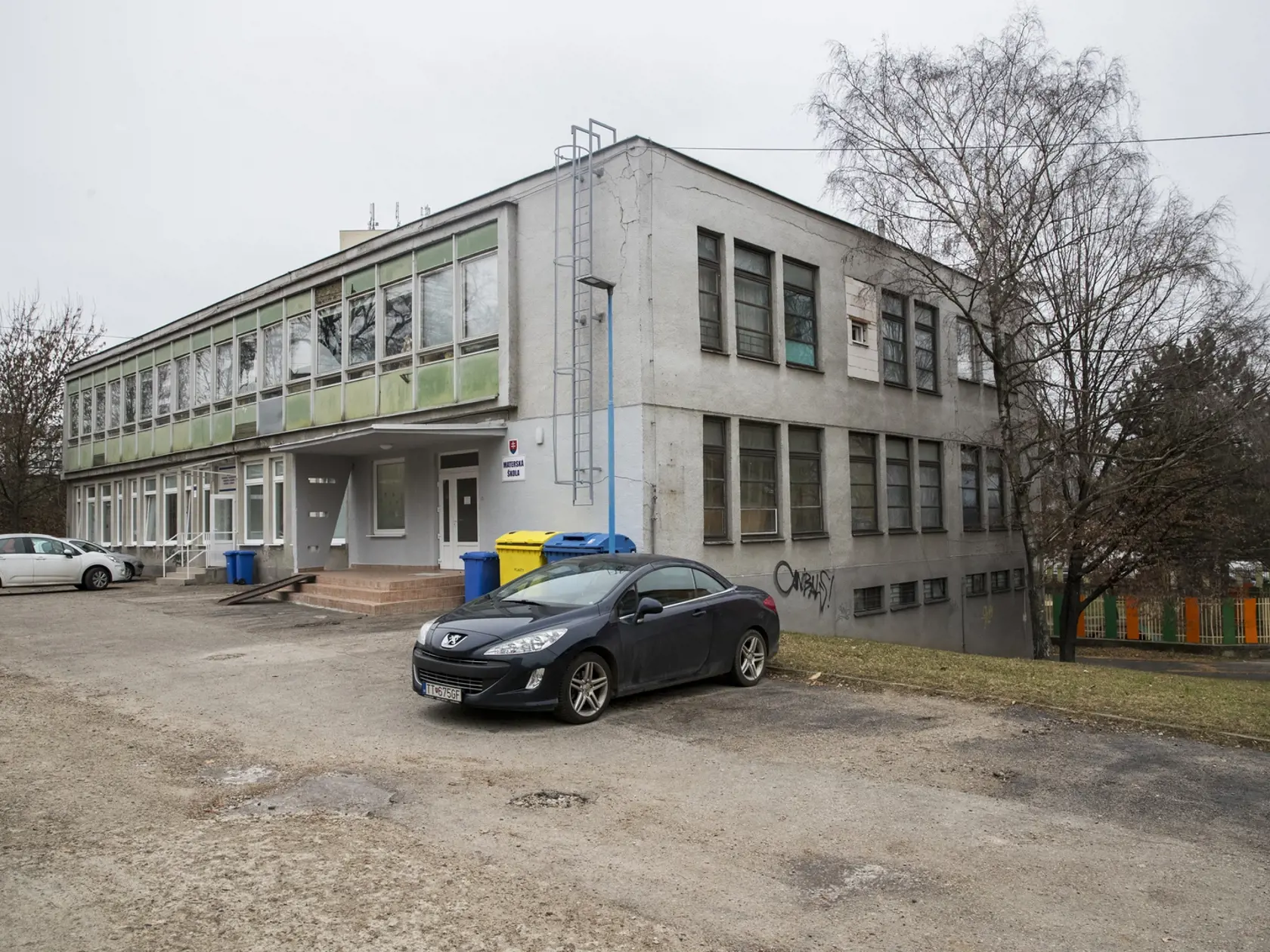 Odtiaľto ju mali uniesť.