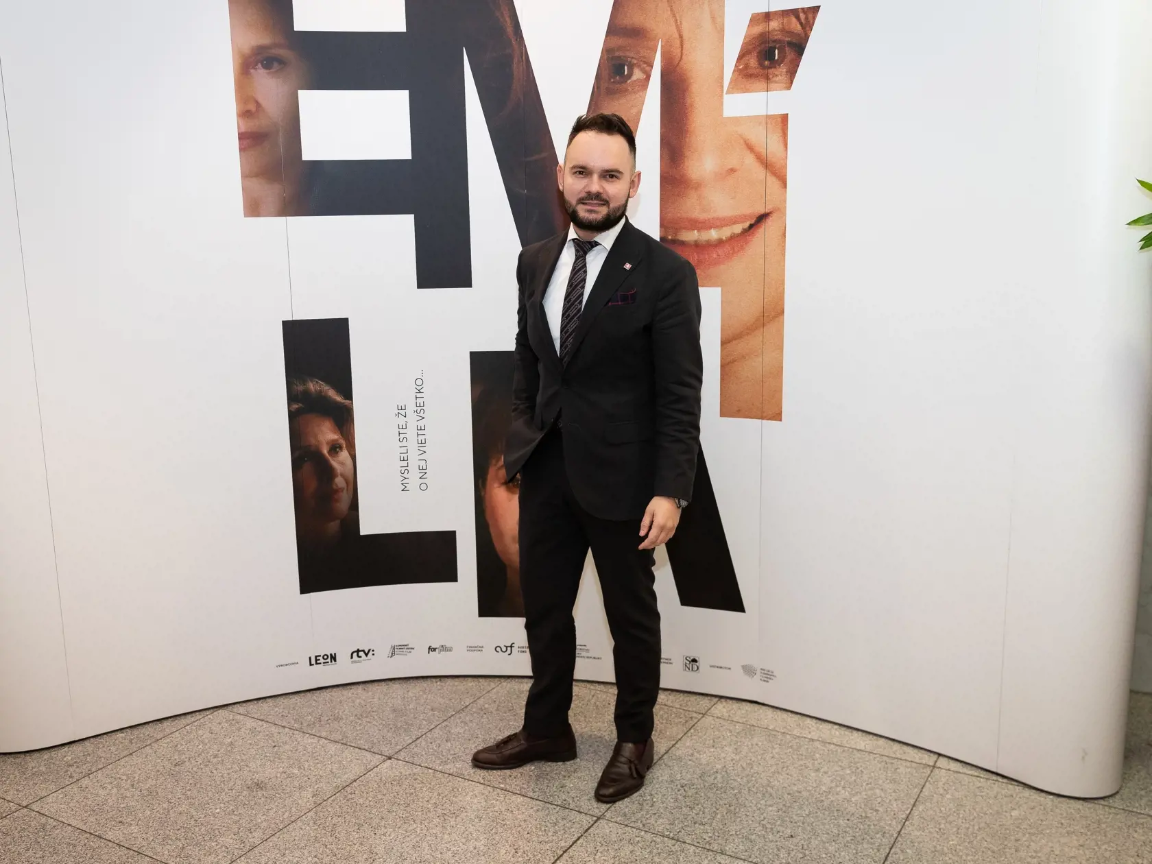 Slávnostná premiéra filmu Emília. Na snímke Frencien Bauer, protokolista u prezidentky Zuzany Čaputovej.