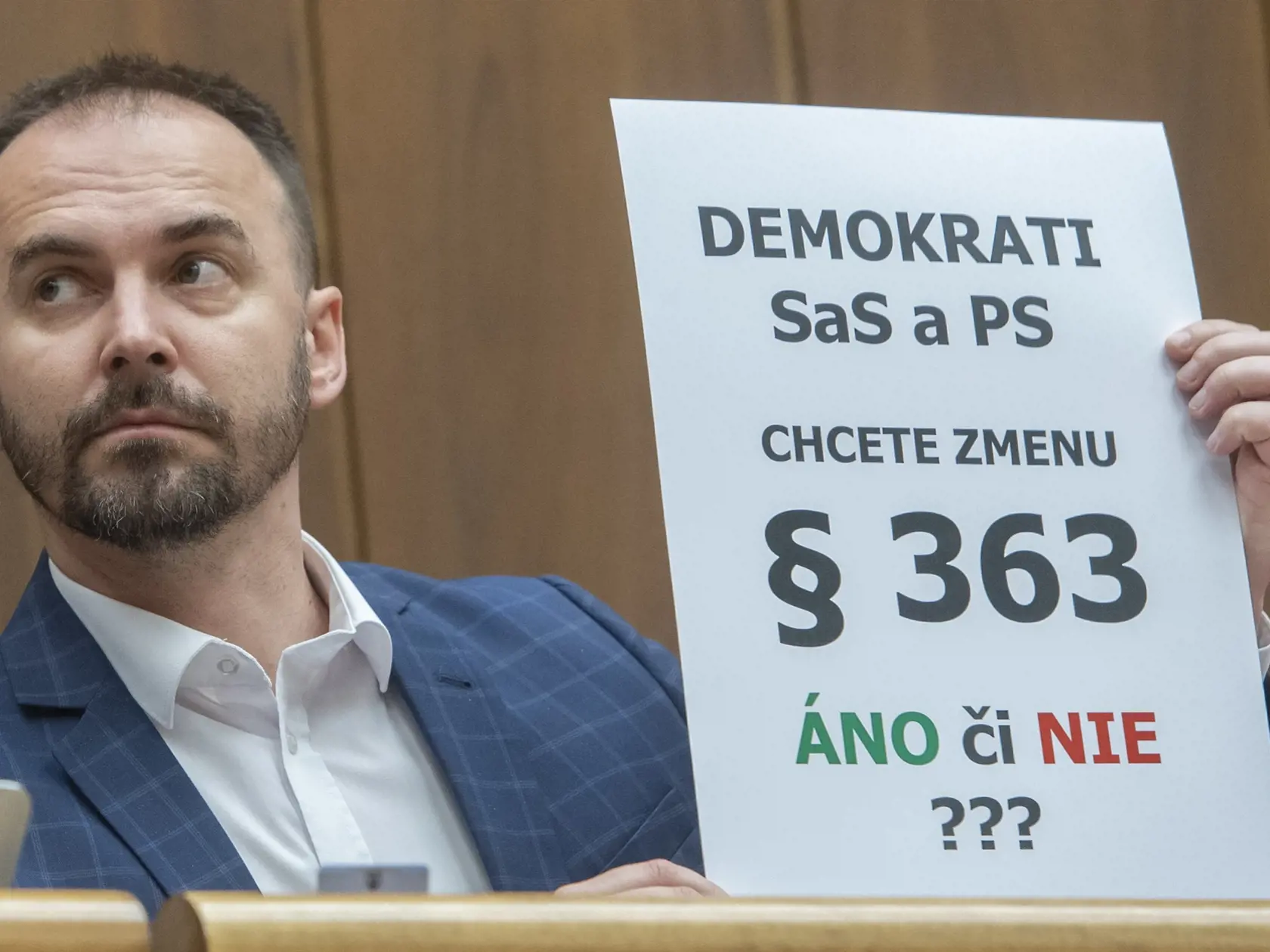 Na snímke poslanec Michal Šipoš (OĽaNO) počas 93. schôdze parlamentu v Bratislave v pondelok 29. mája 2023. FOTO TASR - Martin Baumann	
