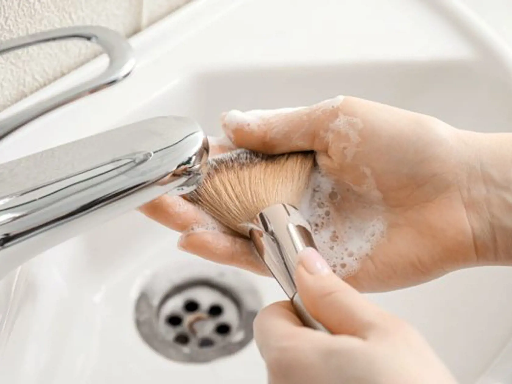 Ako sa starať o BEAUTY pomôcky? Robte TOTO a vydržia vám RIADNE DLHO! Čo aby boli v TOP stave?