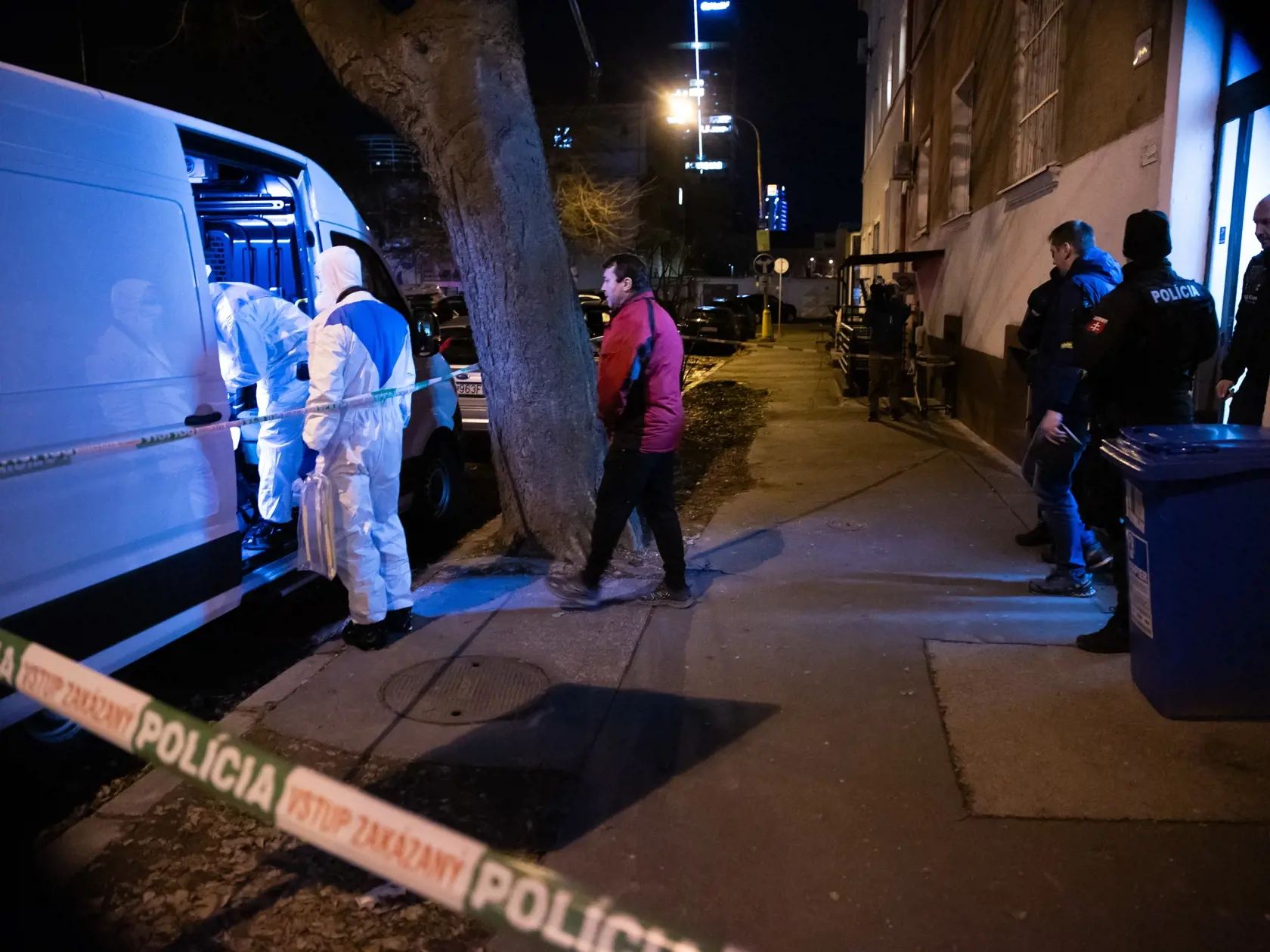 Polícia po ňom, ešte ako po nezvestnom, vyhlásila pátranie.