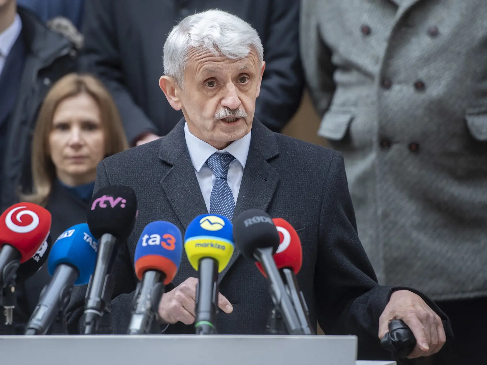 Na snímke Mikuláš Dzurinda ohlásil zber podpisov na vznik novej politickej strany Modrí 6. marca 2023 v Bratislave. FOTO TASR - Martin Baumann