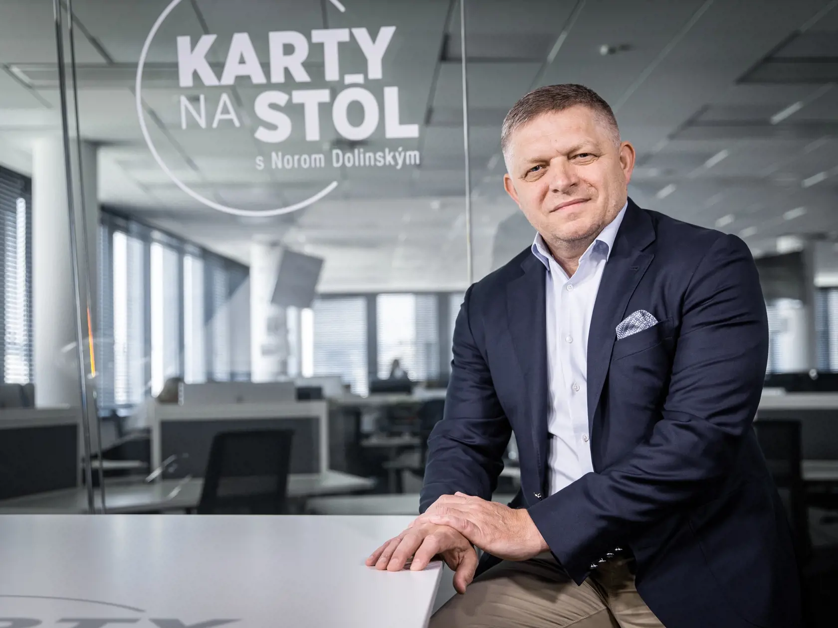 Diskusná relácia "Karty na stôl", ktorej hosťom bol Robert Fico.
