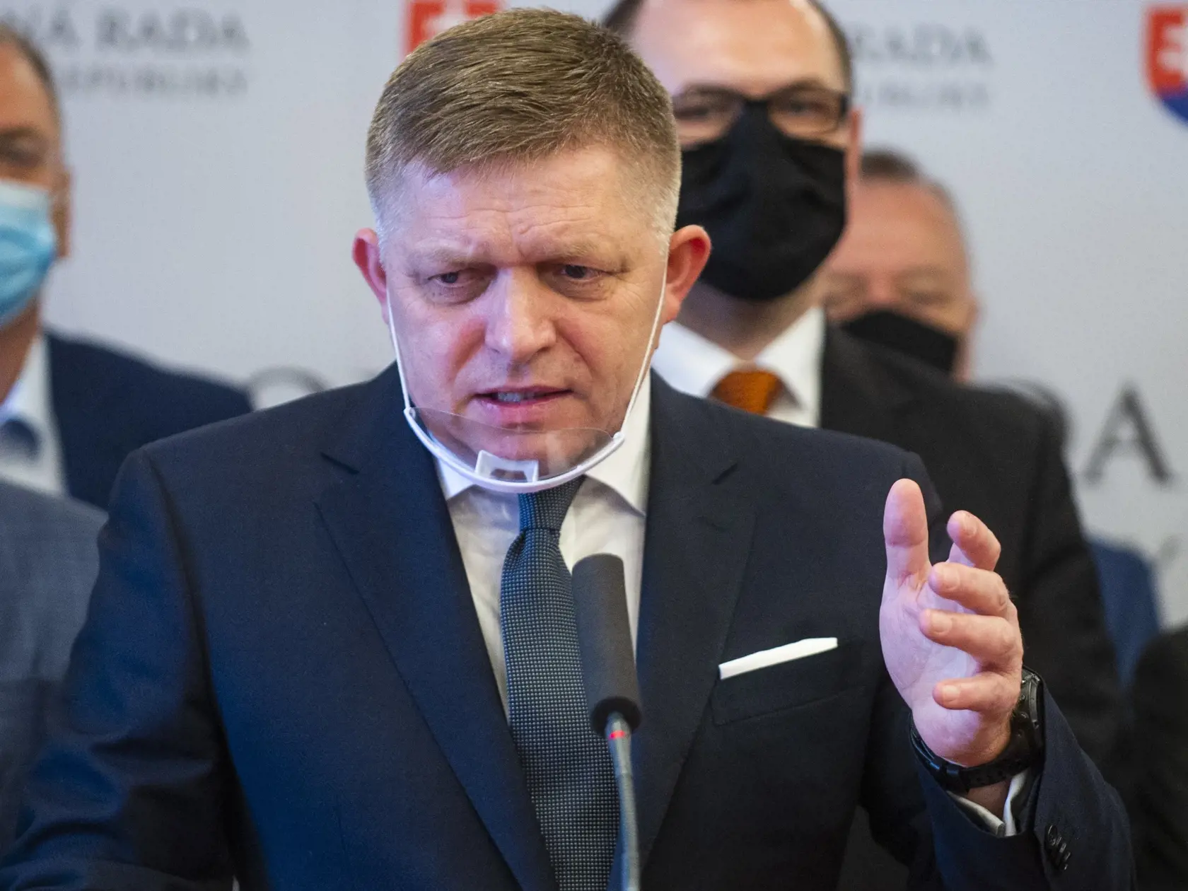 Na snímke predseda strany SMER-SD Robert Fico.