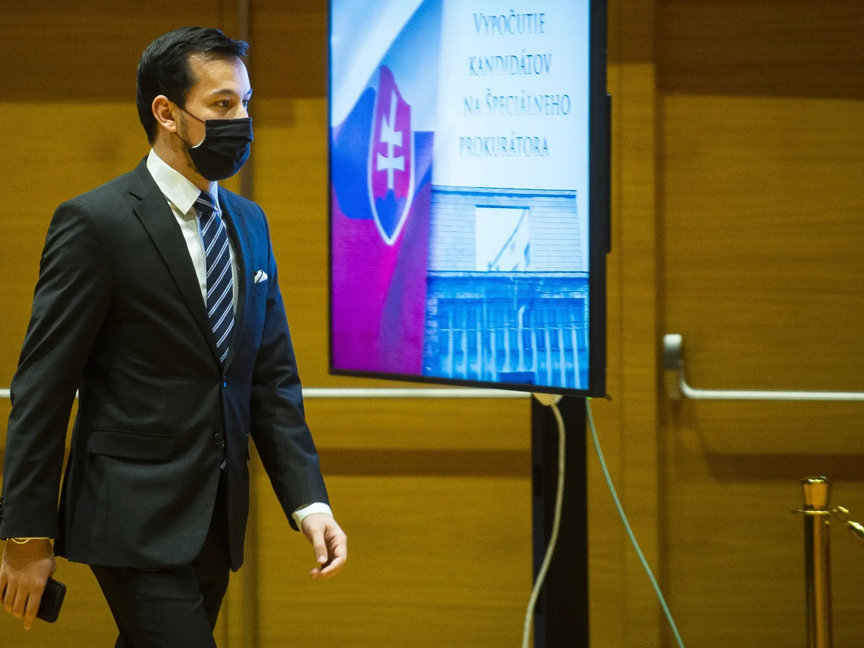 Na snímke je podpredseda NR SR a člen Ústavnoprávneho výboru NR SR Juraj Šeliga (Za Ľudí) počas vypočutia kandidátov na špeciálneho prokurátora.