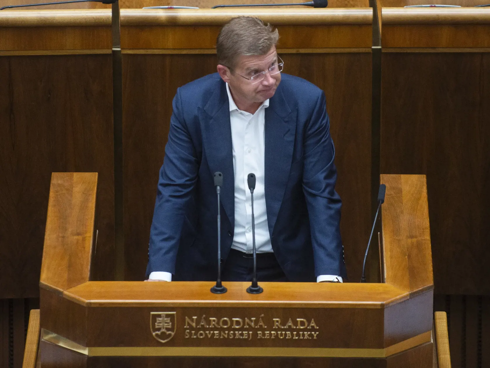 Poslanec Peter Žiga počas rokovania 9. schôdze NR SR 9. júla 2020 v Bratislave.