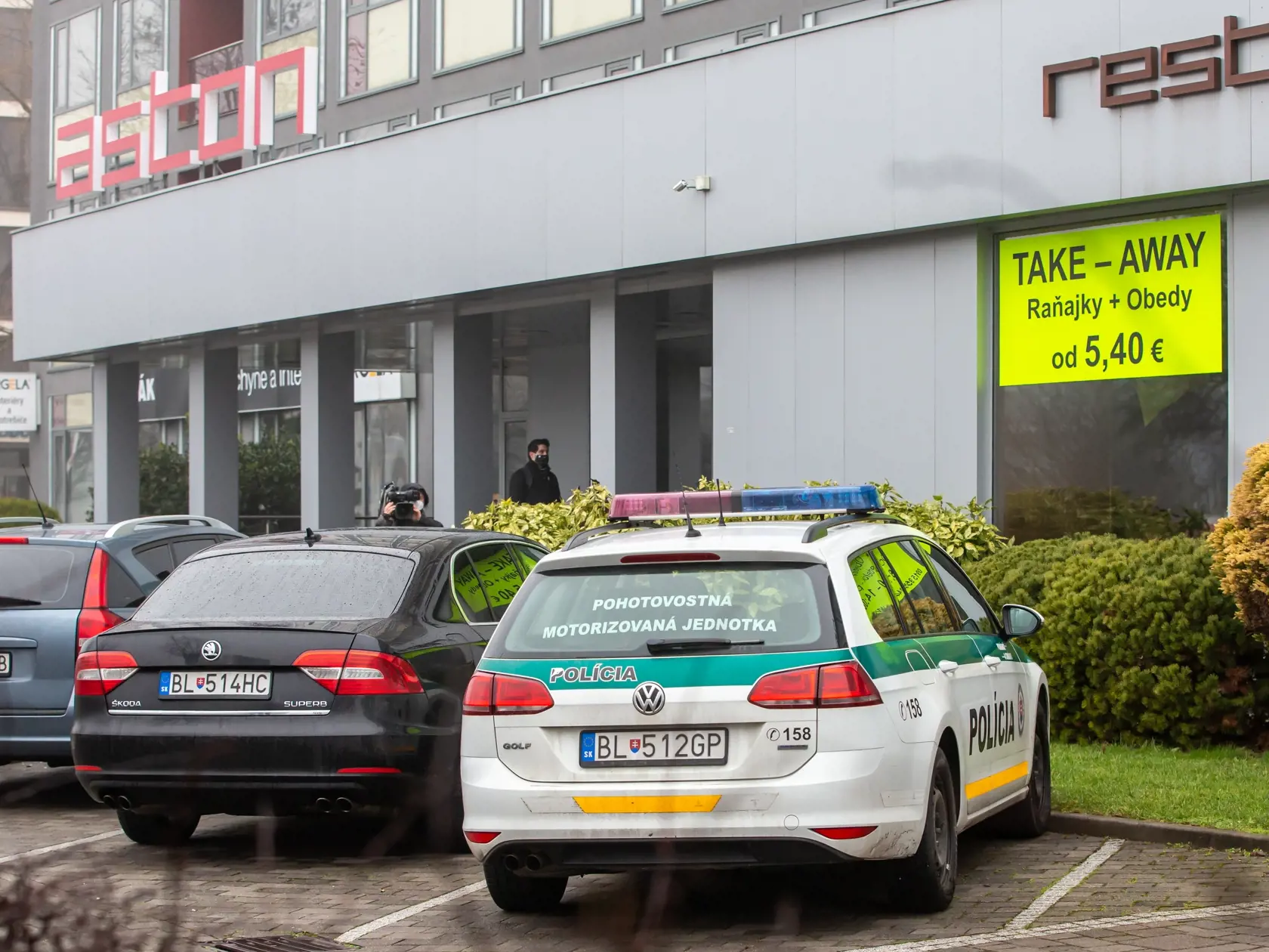 NAKA zasahovala vo firme Taper patriacej exministrovi hospodárstva Petrovi Žigovi.