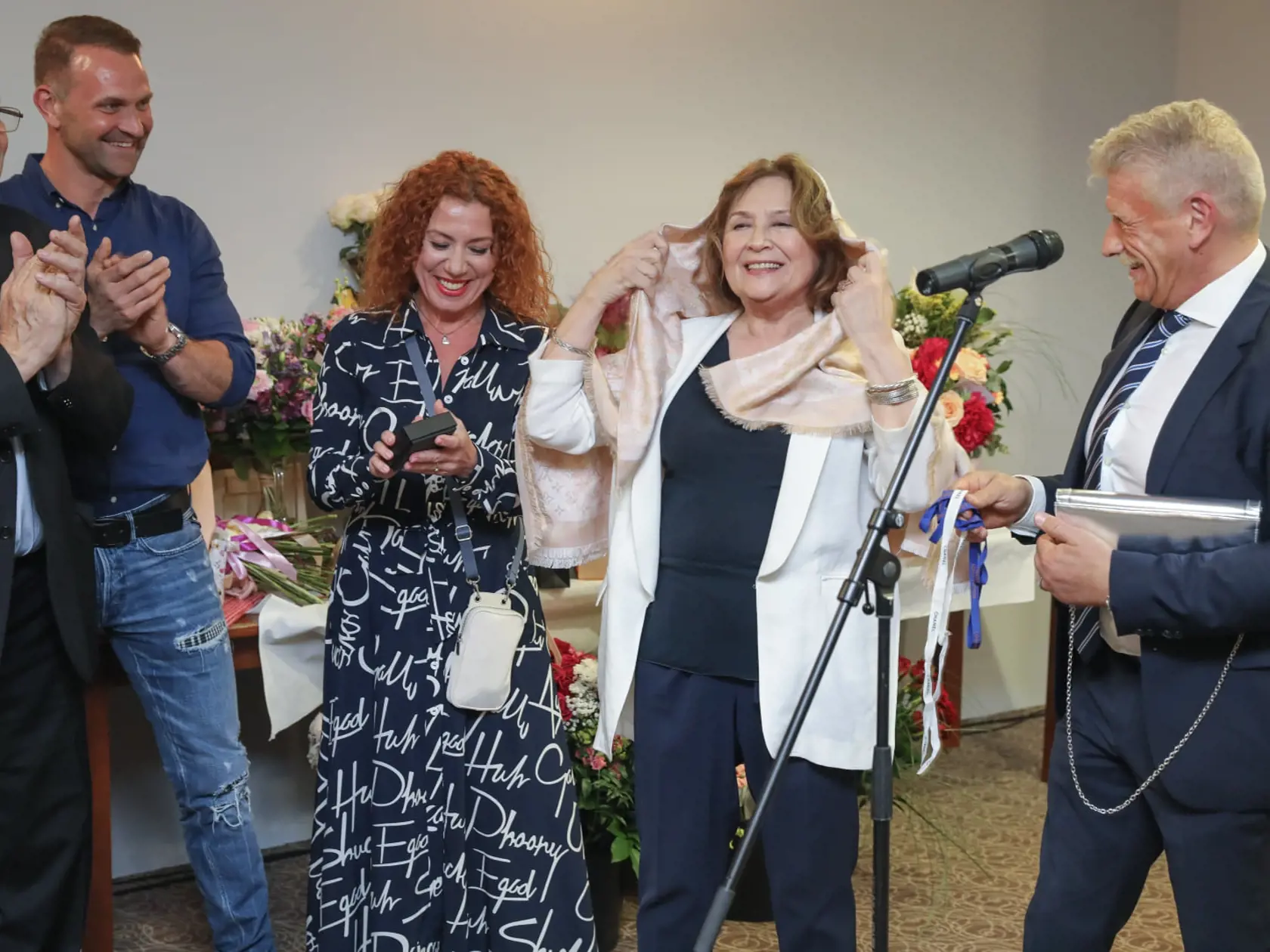 Gratulácie k 80. narodeninám Emílie Vášaryovej