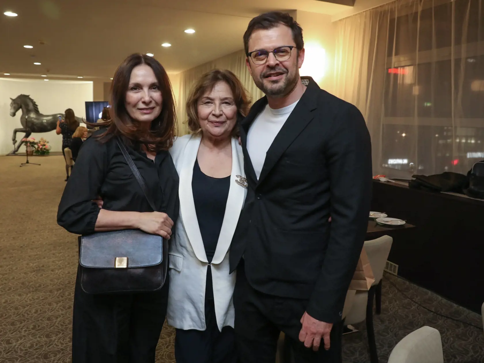 Heňa Mičkovicová, Emília Vášáryová a Alexander Bárta na oslave herečkiných 80-tin.