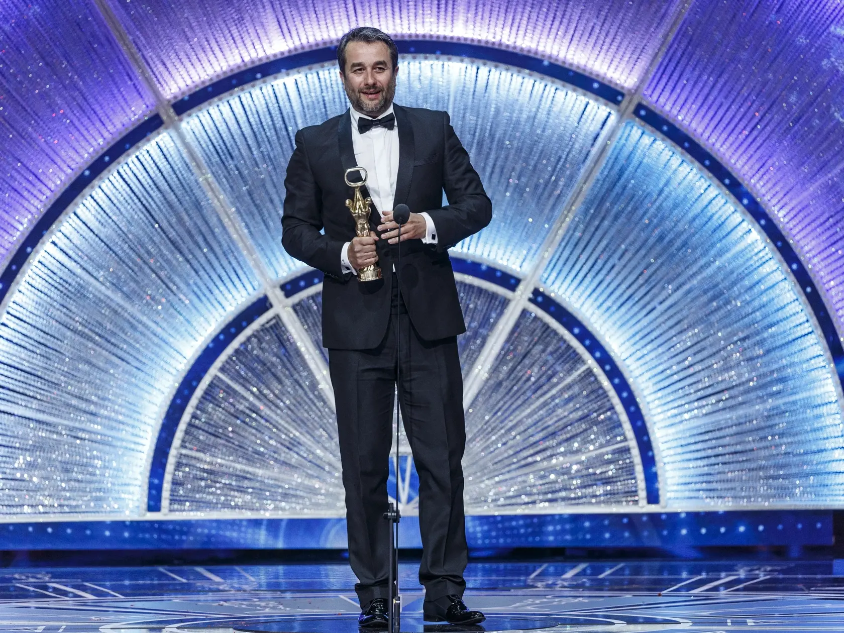 Na snímke Vladimír Kobielsky počas priameho prenosu z galavečera OTO 2019.