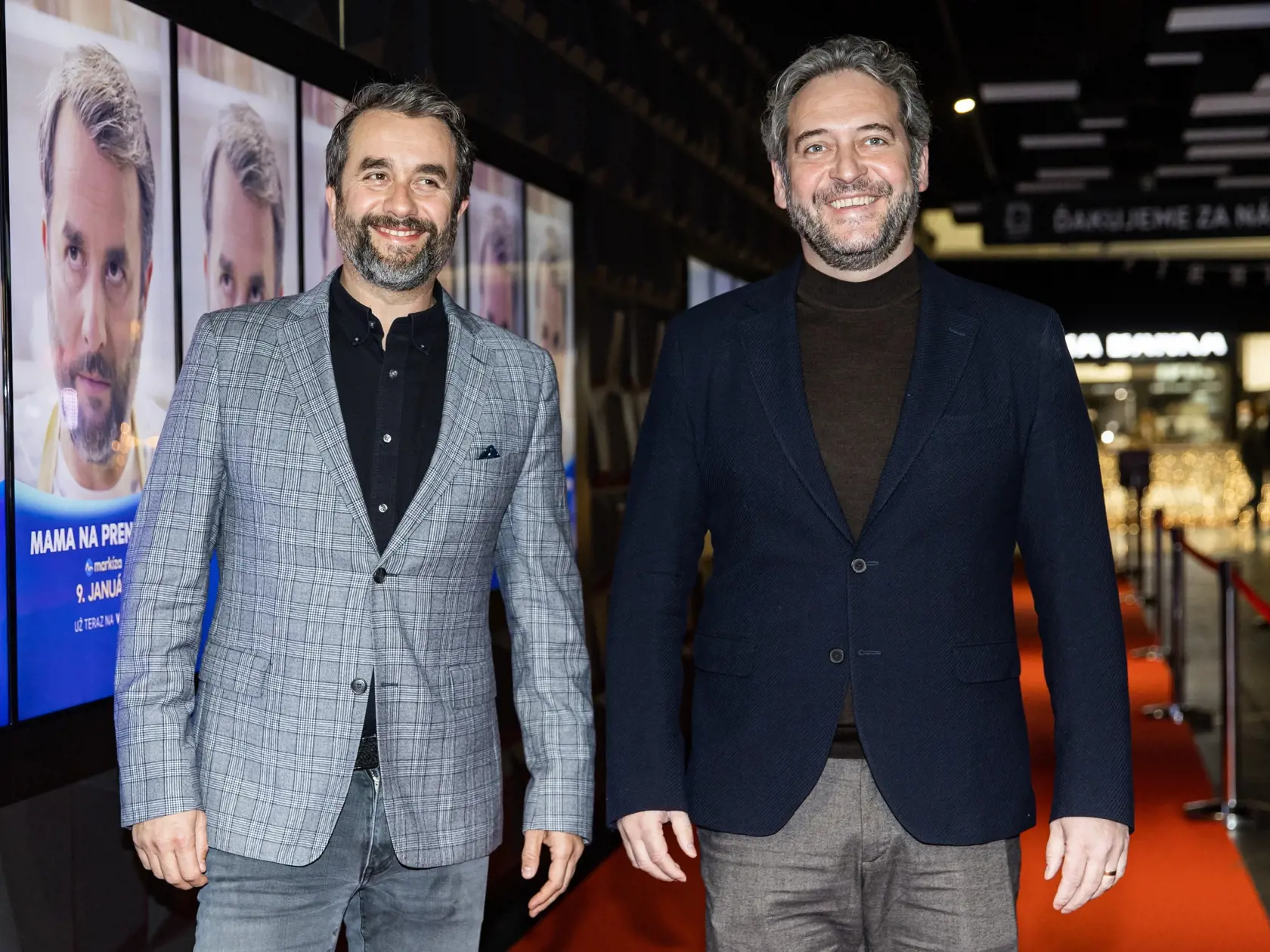 Slávnostné premietanie dvoch seriálov z produkcie súkromnej televízie v Bratislave. Na snímke Martin Mňahončák a Vladimír Kobielsky.