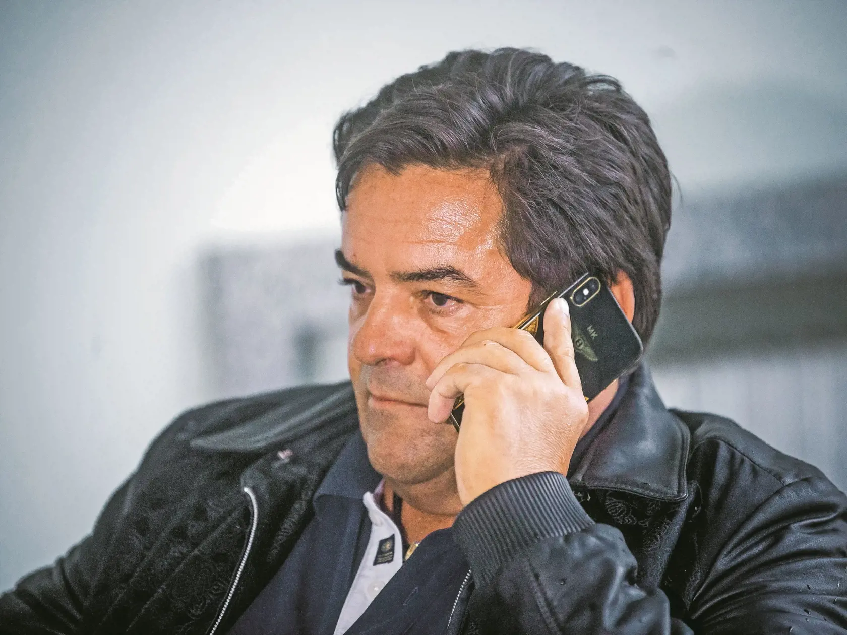 Nikto si ho nemohol zmýliť: Marian Kočner, ktorý rád komunikoval cez šifrovanú komunikačnú aplikáciu Threema, si mobilný telefón posledné roky dôsledne označkovával zlatými iniciálmi MK.