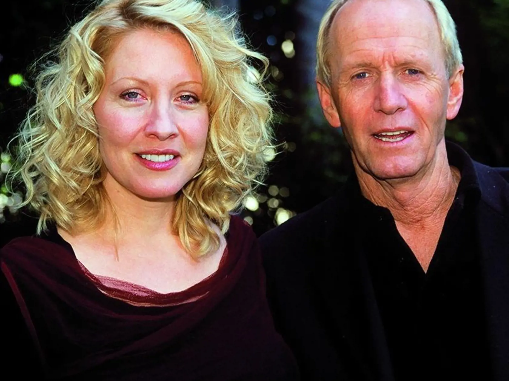  Paul Hogan (74) & Linda Kozlowski (55)
