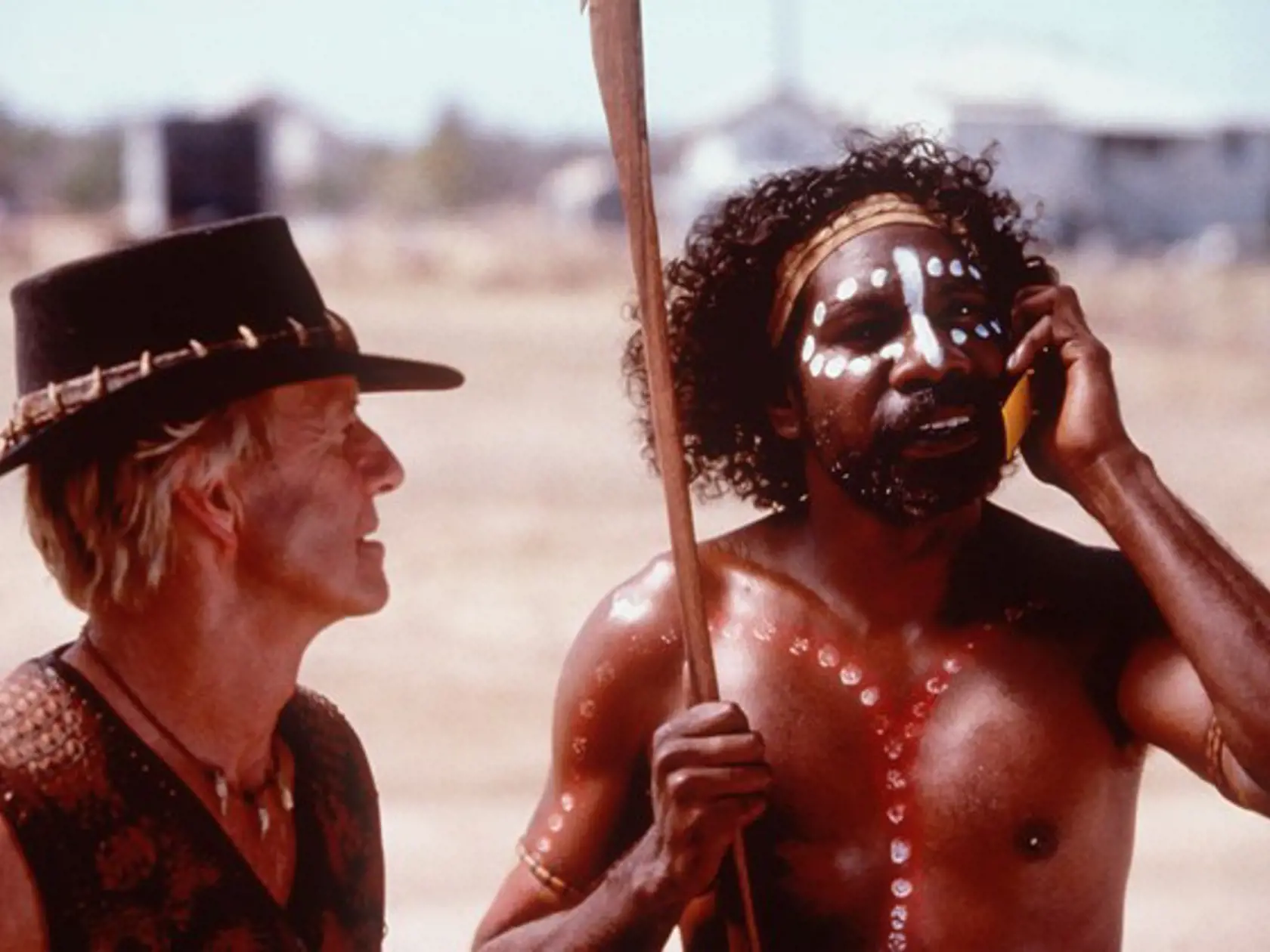 Herec Paul Hogan (vľavo) dlhuje Austrálii milióny dolárov.