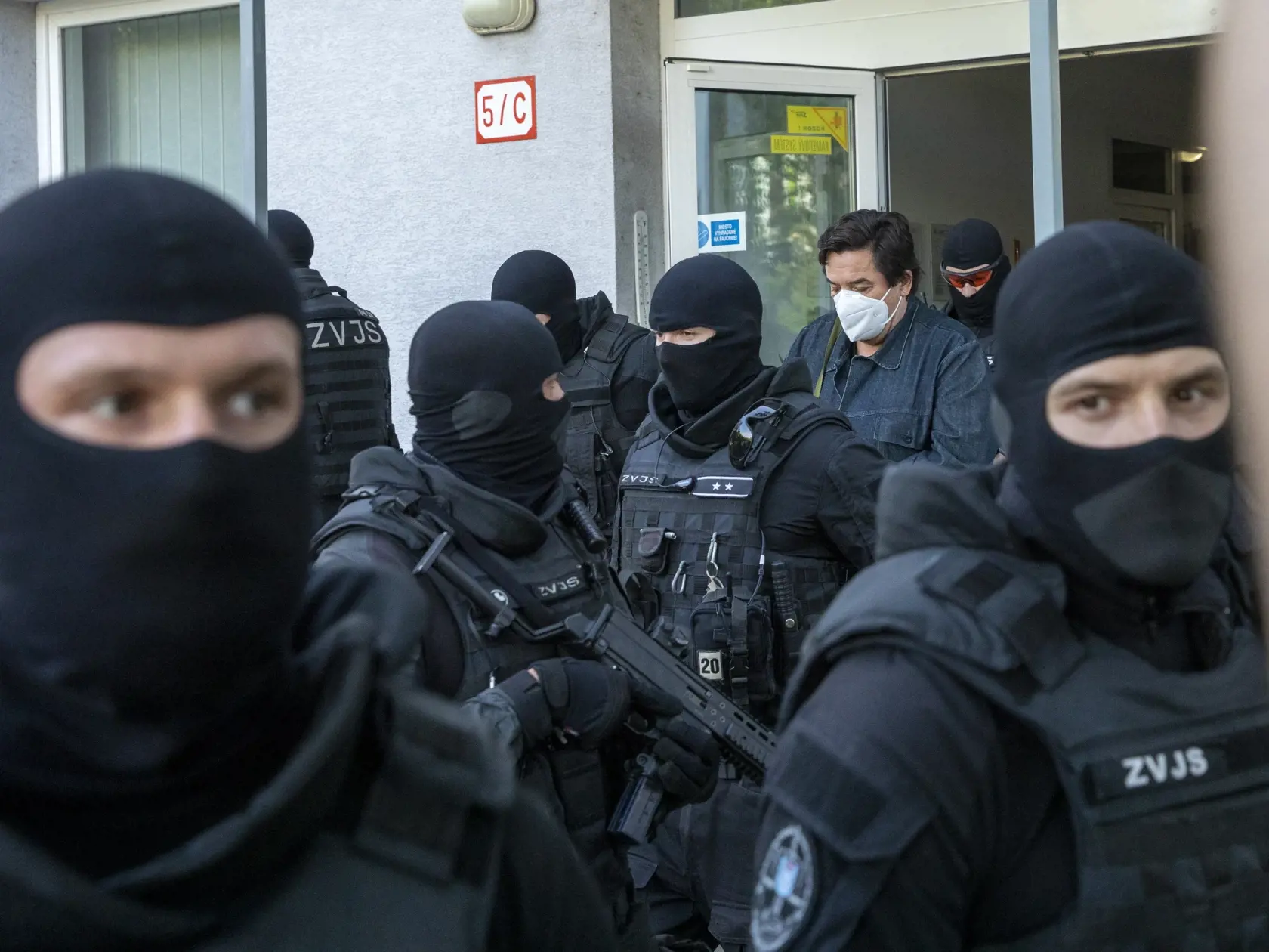 Na snímke proces vraždy Jána Kuciaka a jeho snúbenice.
Odchod obvinených Marián Kočner, zbavený viny
