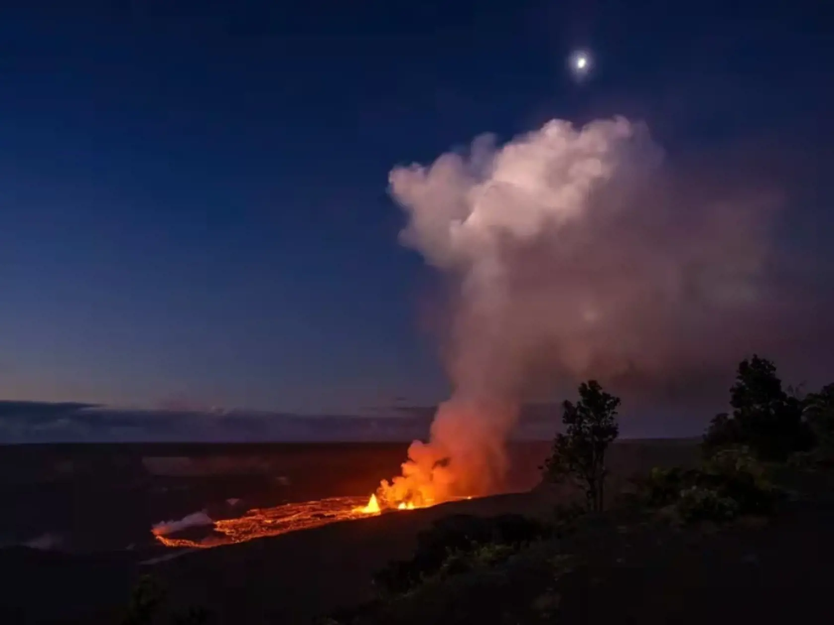 Havajská sopka Kilauea opäť chrlí lávu