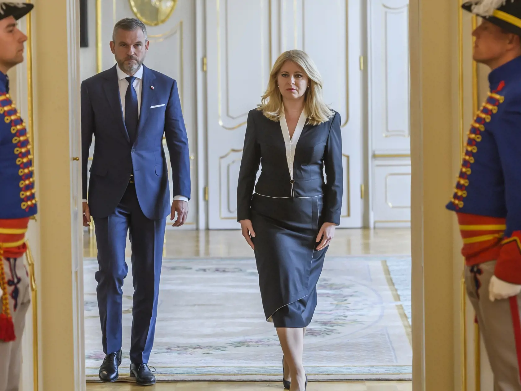 Na snímke novozvolený prezident SR Peter Pellegrini a prezidentka SR Zuzana Čaputová počas vyhlásenia k atentátu na premiéra SR Roberta Fica (Smer-SD) v Bratislave 16. mája 2024.
