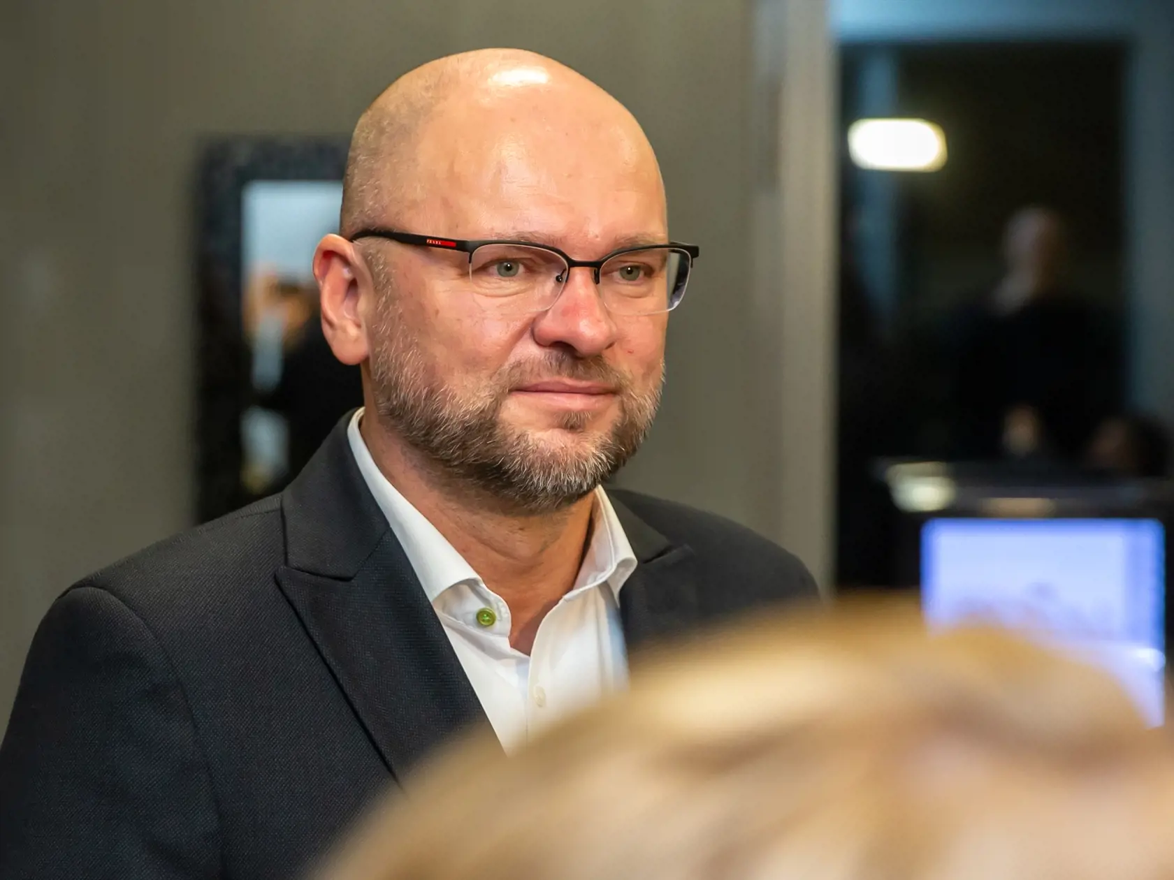 Na snímke je Richard Sulík v centrálnej politickej strany SaS počas volebnej noci do Národnej rady Slovenskej republiky, 29.2.2020.