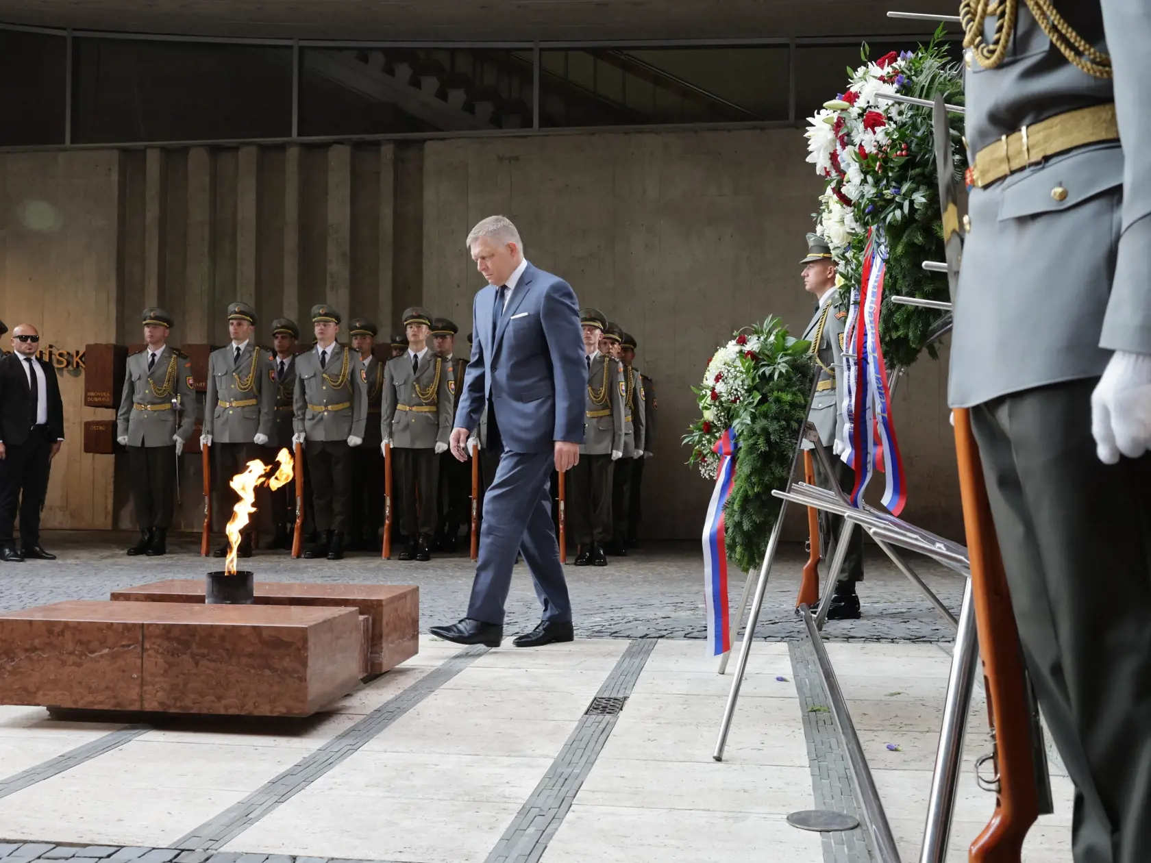 Bojovníkov si uctil aj premiér Robert Fico.