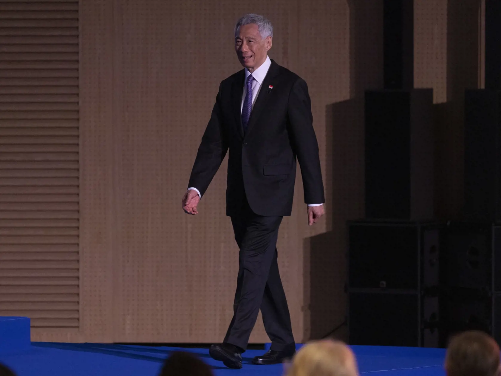 Lee Hsien Loong je singapurský politik. Od roku 2004 bol premiérom Singapuru. Bol tiež minister obchodu a priemyslu a minister financií. Od roku 2004 je generálnym tajomníkom Strany ľudovej akcie, ktorá je hegemónnou stranou singapurského politického systému. Je synom prvého singapurského premiéra Li Kuang-jaa.