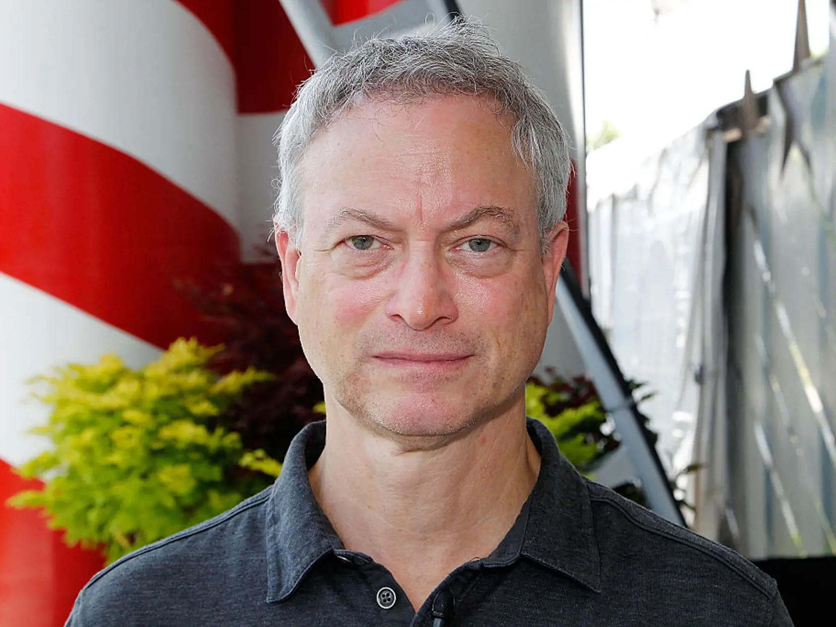 Poručík Dan z Forresta Gumpa či tajomný vyšetrovateľ CSI New York. To je herec Gary Sinise, ktorý už oslávil 70-ku.