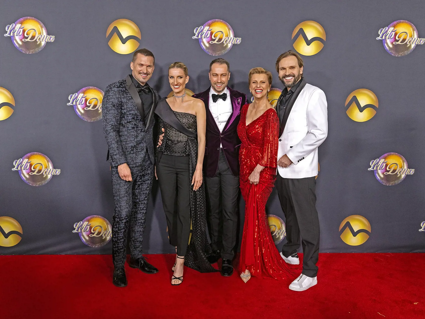LET´S DANCE: Peter so svojimi kolegami - porotcami v šou (zľava Ján Koleník, Adela Vinczeová, Tatiana Drexler a Ján Ďurovčík)