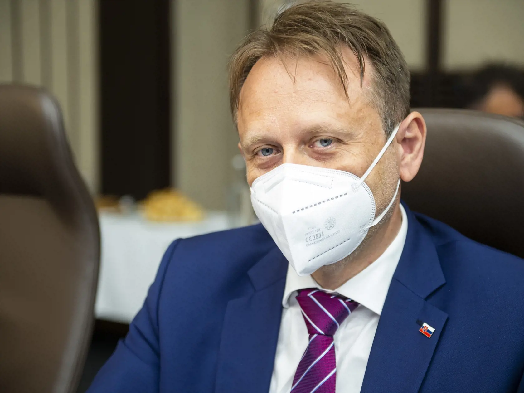 Minister pôdohospodárstva Samuel Vlčan potvrdil, že výber Jána Marosza za riaditeľa Slovenského pozemkového fondu bol politickým rozhodnutím.