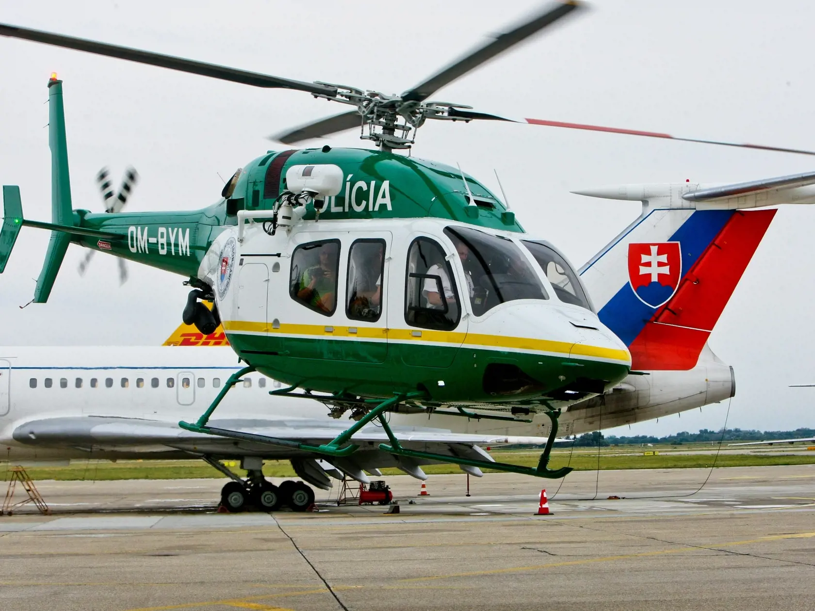 Na snimke novy vrtulnik Policajneho zboru Slovenskej republiky typu Bell 429.