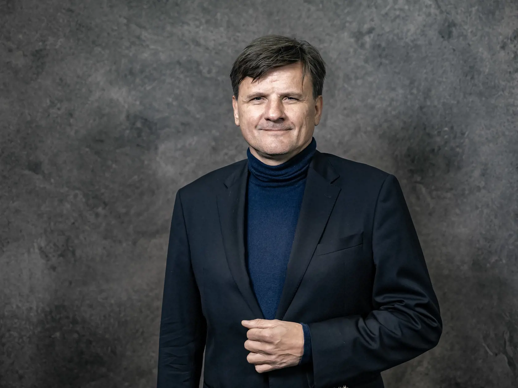 Diskusná relácia “Karty na stôl”, ktorej hosťom bol Alojz Hlina (SASKA), poslanec NR SR
