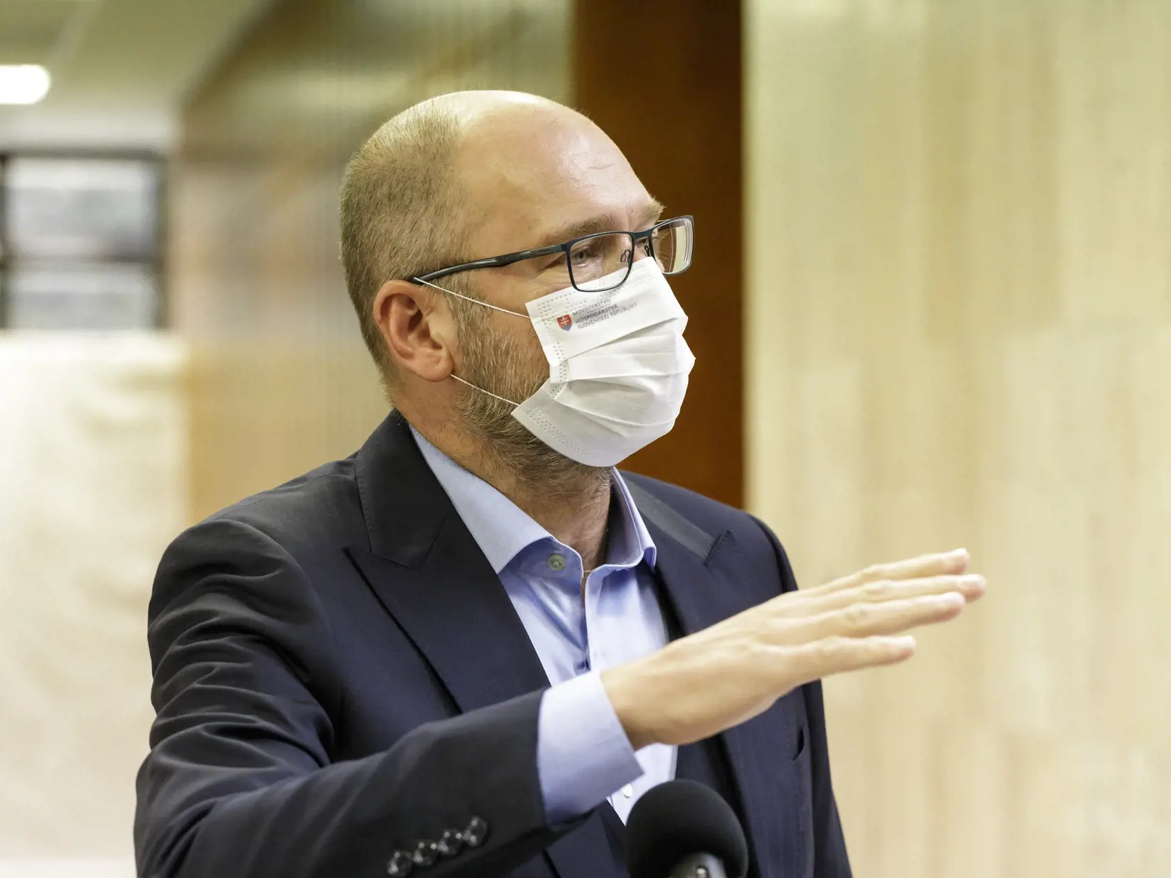 Na snímke je minister hospodárstva SR a prvý podpredseda vlády pre ekonomiku Richard Sulík (SaS).